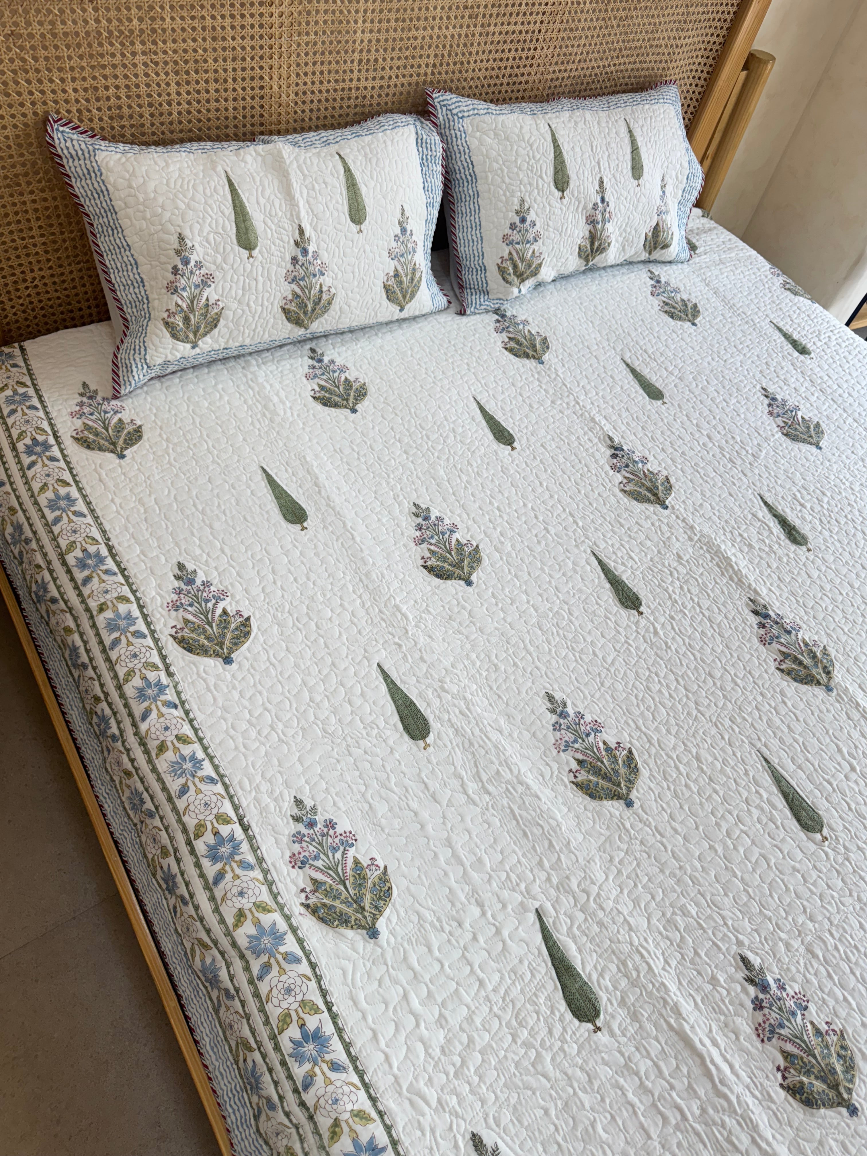 HANDBLOCK PRINTED QUILTED BEDCOVER 90*108 inches