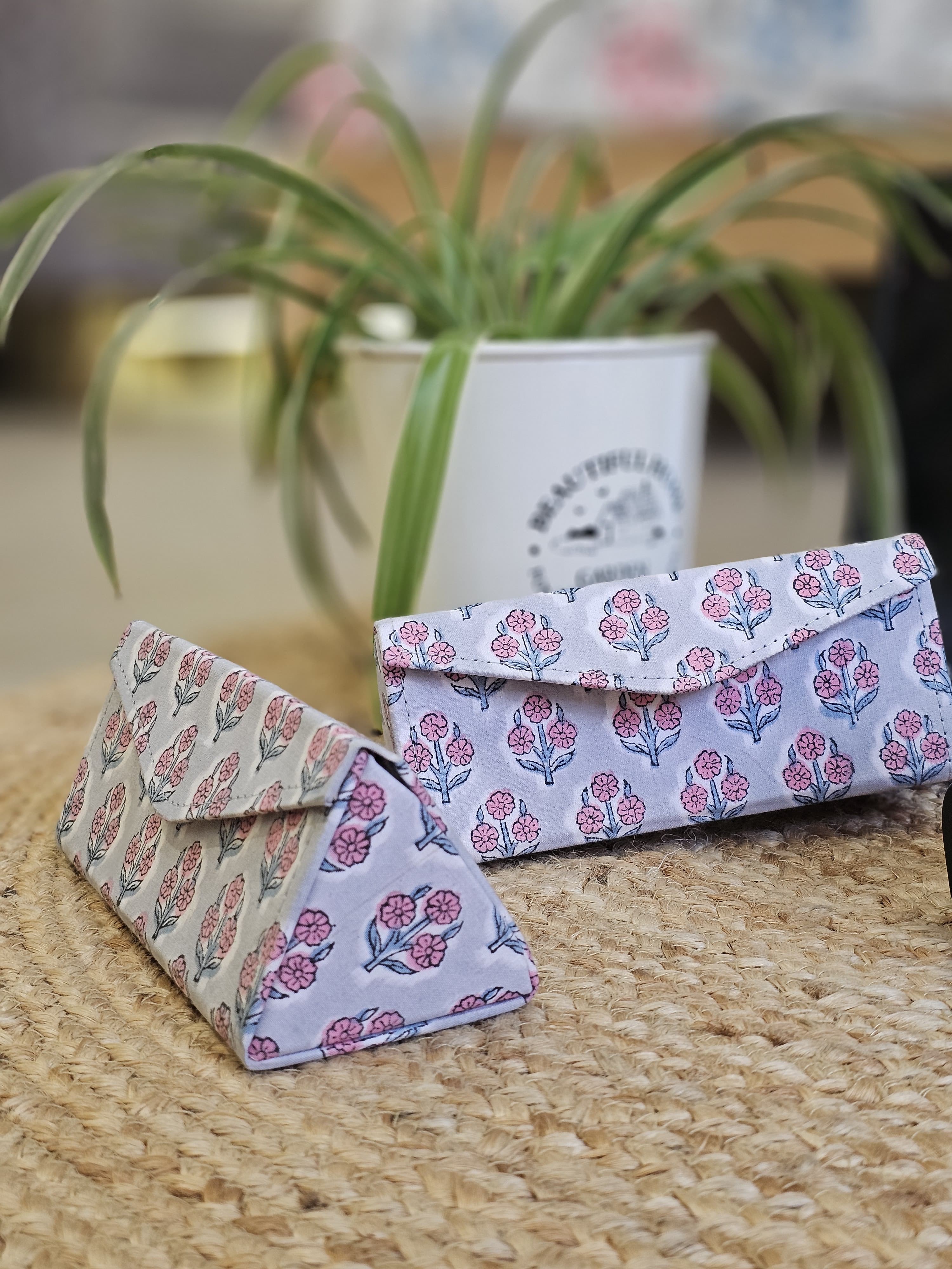 BLOCK PRINTED SUNGLASSES COVER