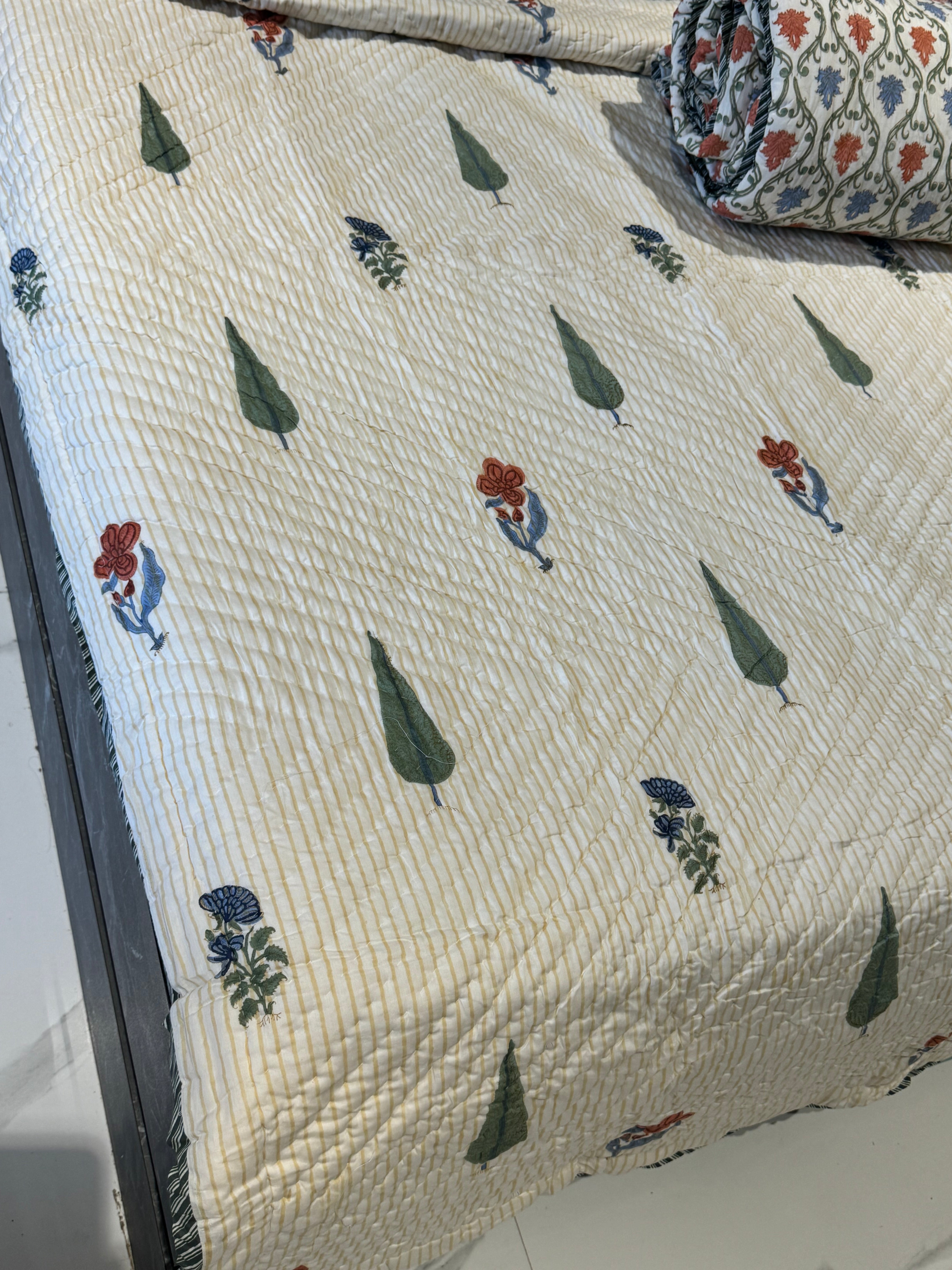 ARNIT HANDBLOCK PRINTED SINGLE QUILT