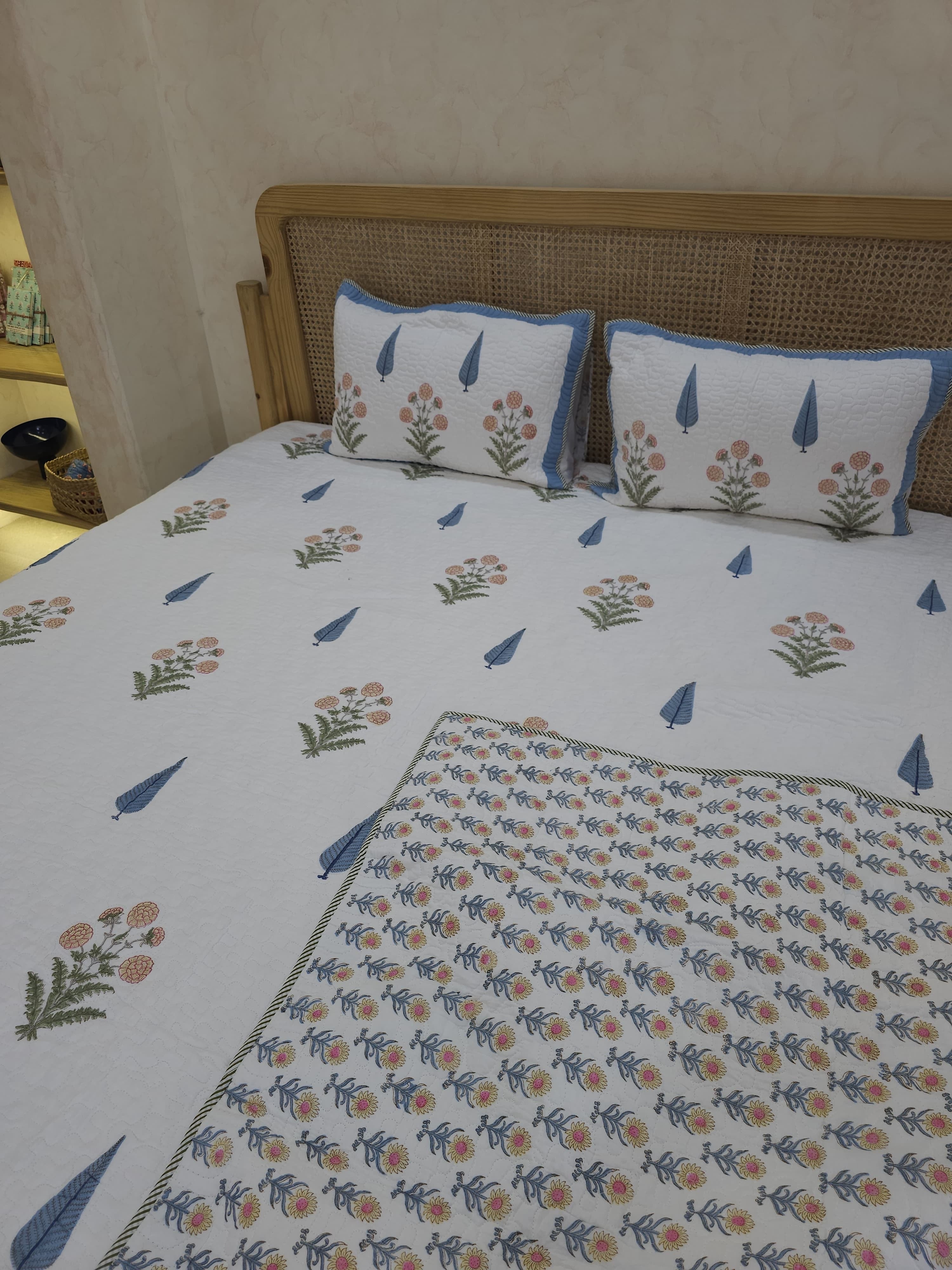 HANDBLOCK PRINTED REVERSIBLE QUILTED BEDCOVER 108*108
