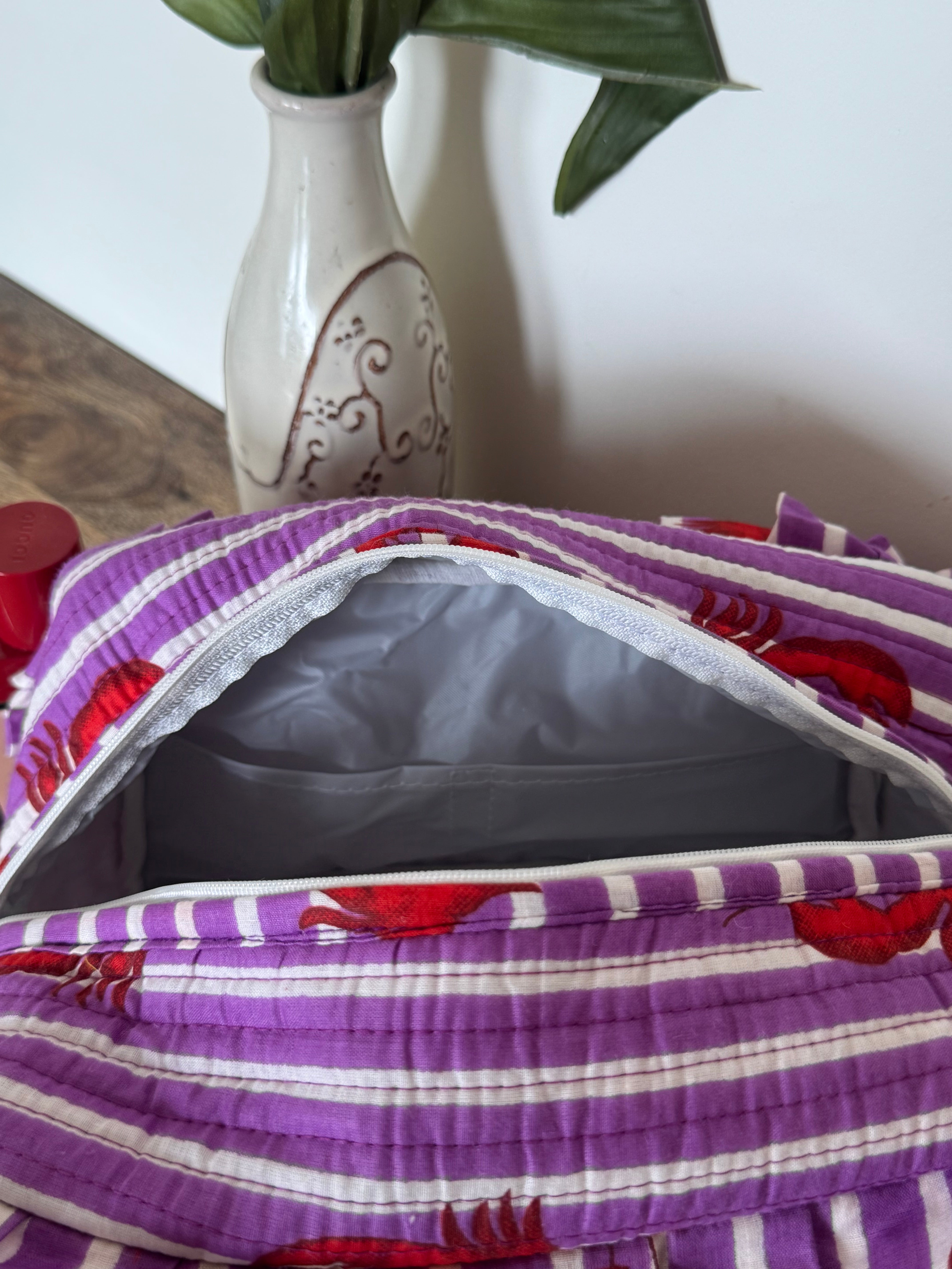 FRILL TOILETRY BAG