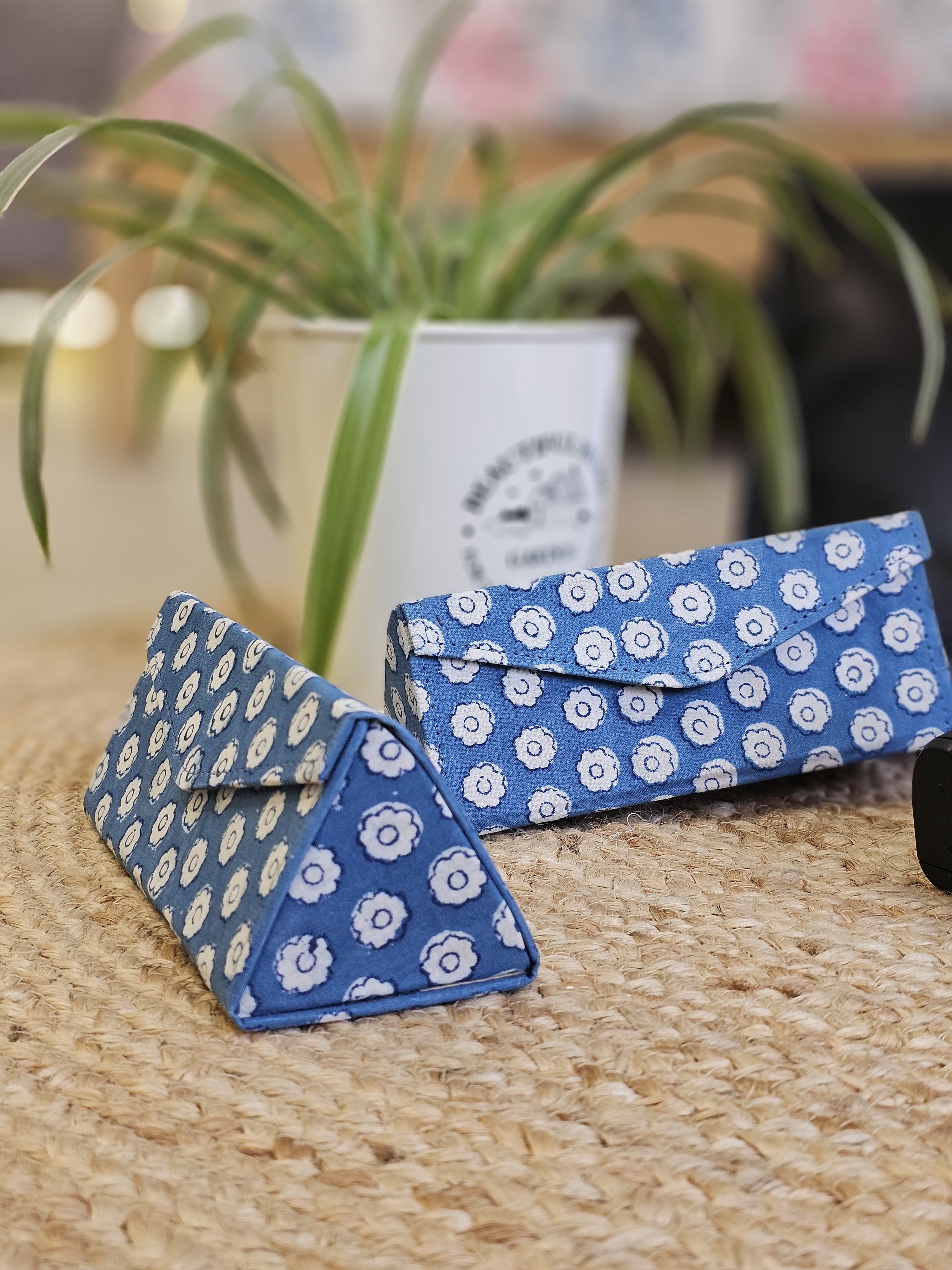 BLOCK PRINTED SUNGLASSES COVER