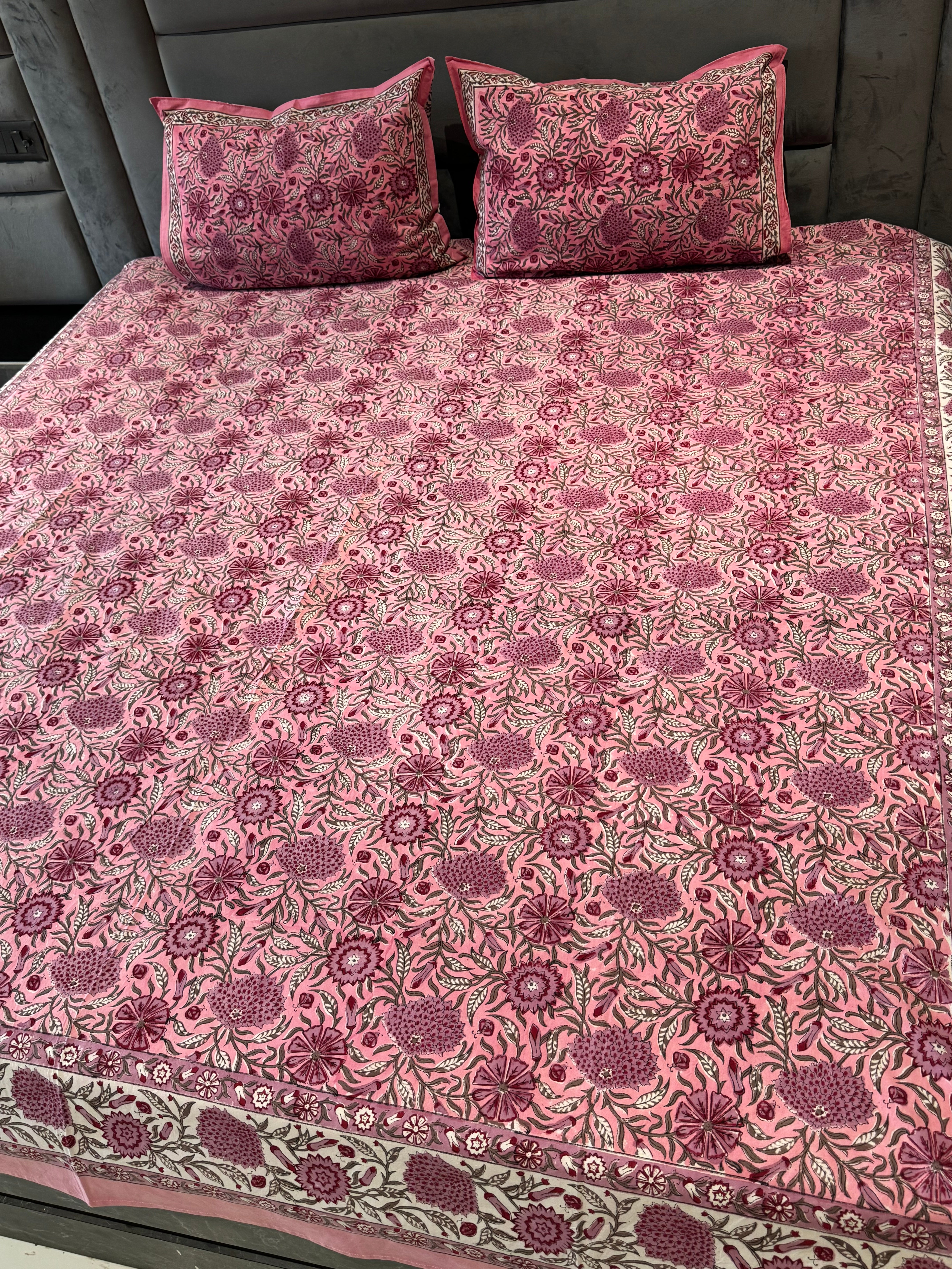 FESTIVE HAND BLOCK PRINTED BEDSHEET WITH TWO REVERSIBLE PILLOW COVERS