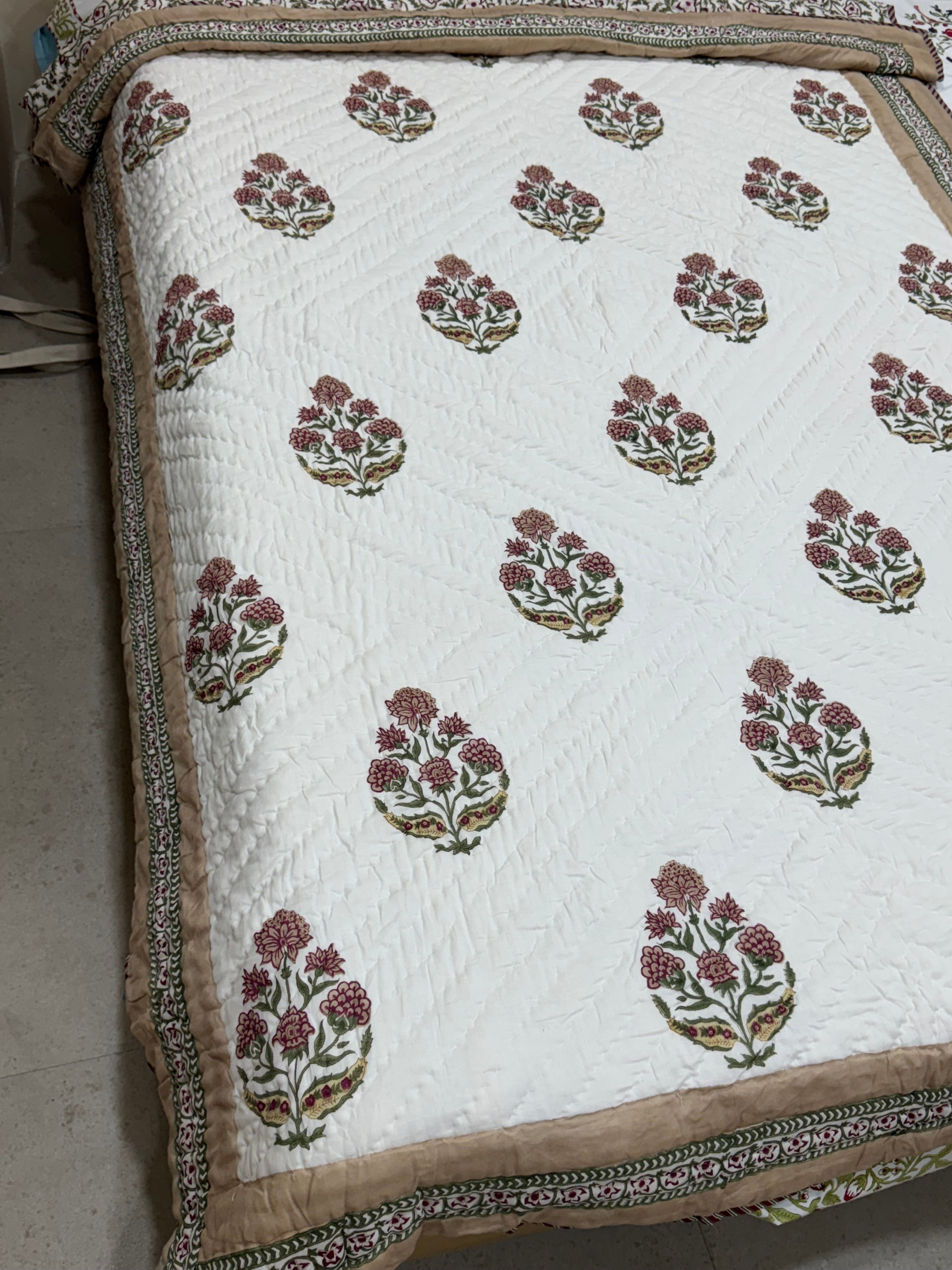 HANDBLOCK PRINTED SINGLE QUILT