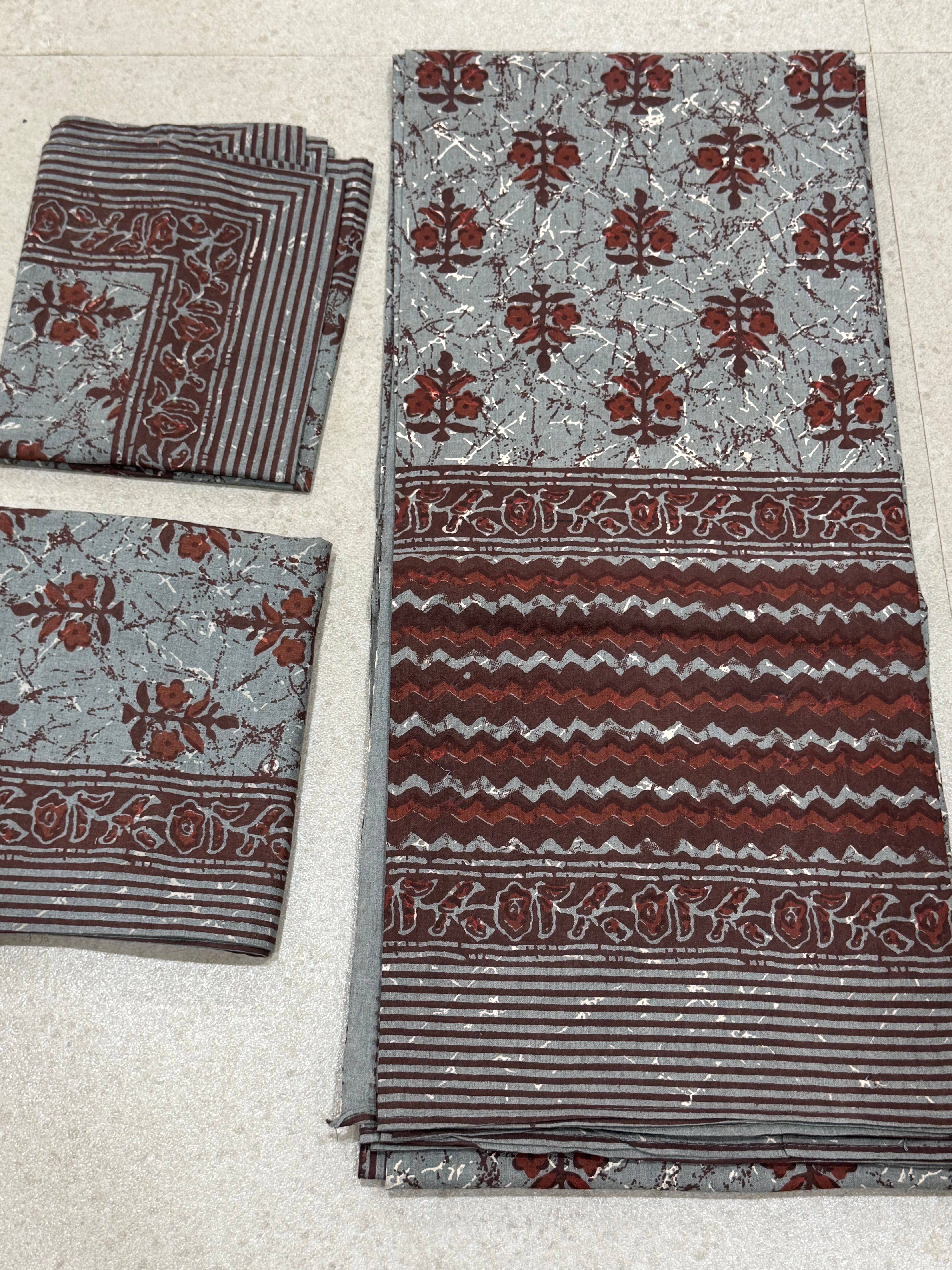 PURE COTTON BEDSHEET WITH TWO PILLOW CASES