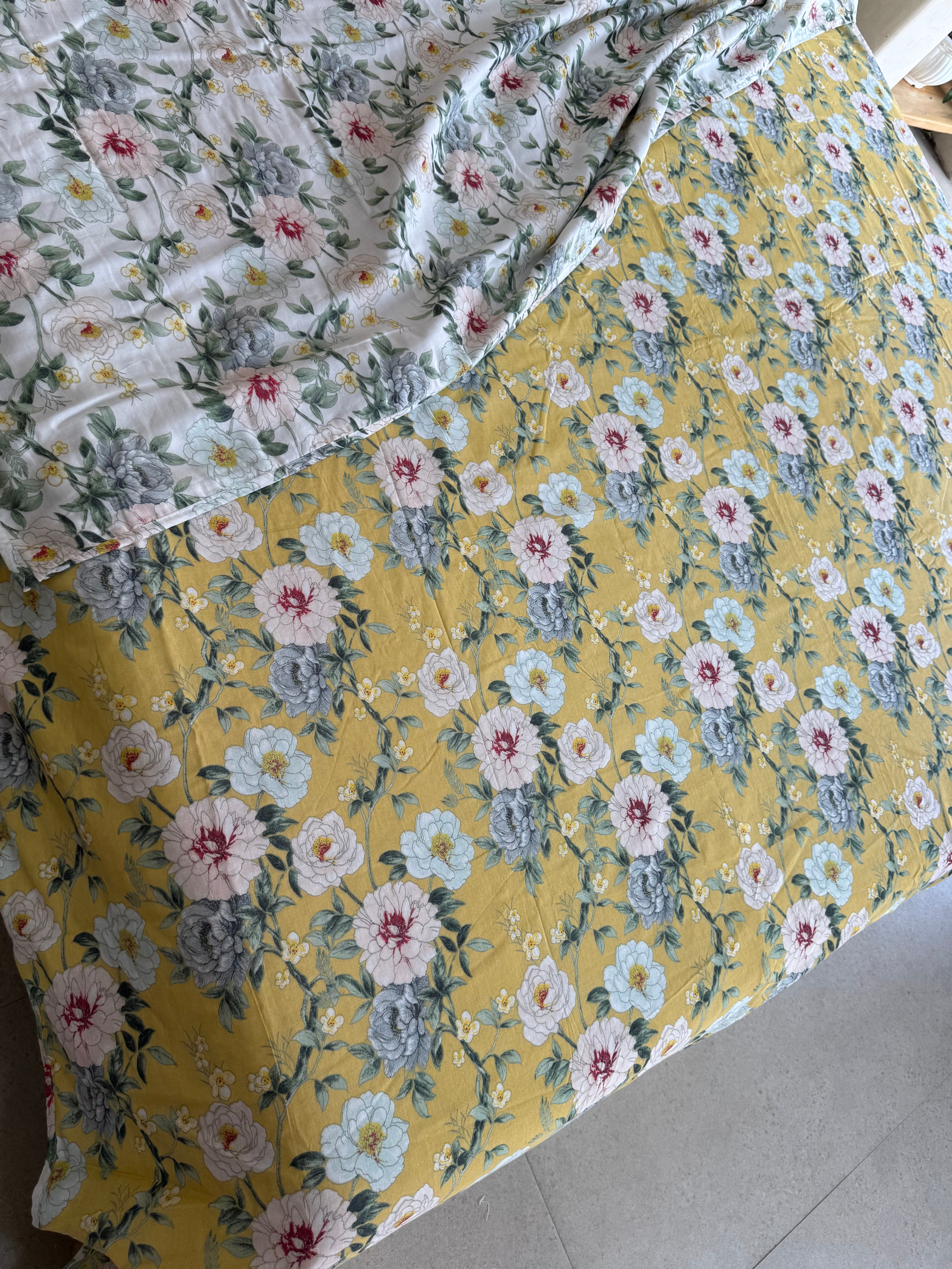 FLORAL SHALIMAR REVERSIBLE MULMUL DOHAR