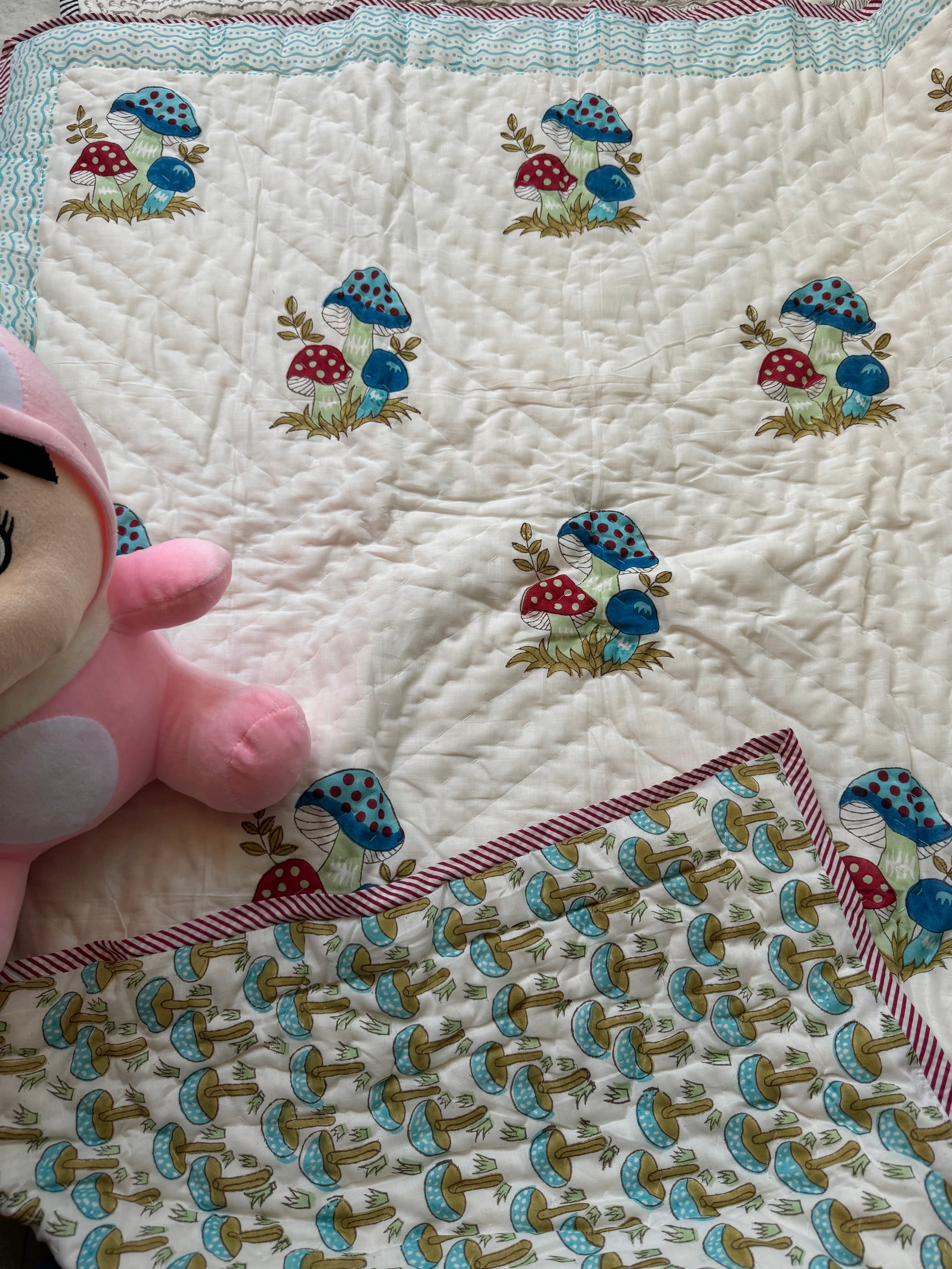 HANDBLOCK PRINTED BABY QUILT