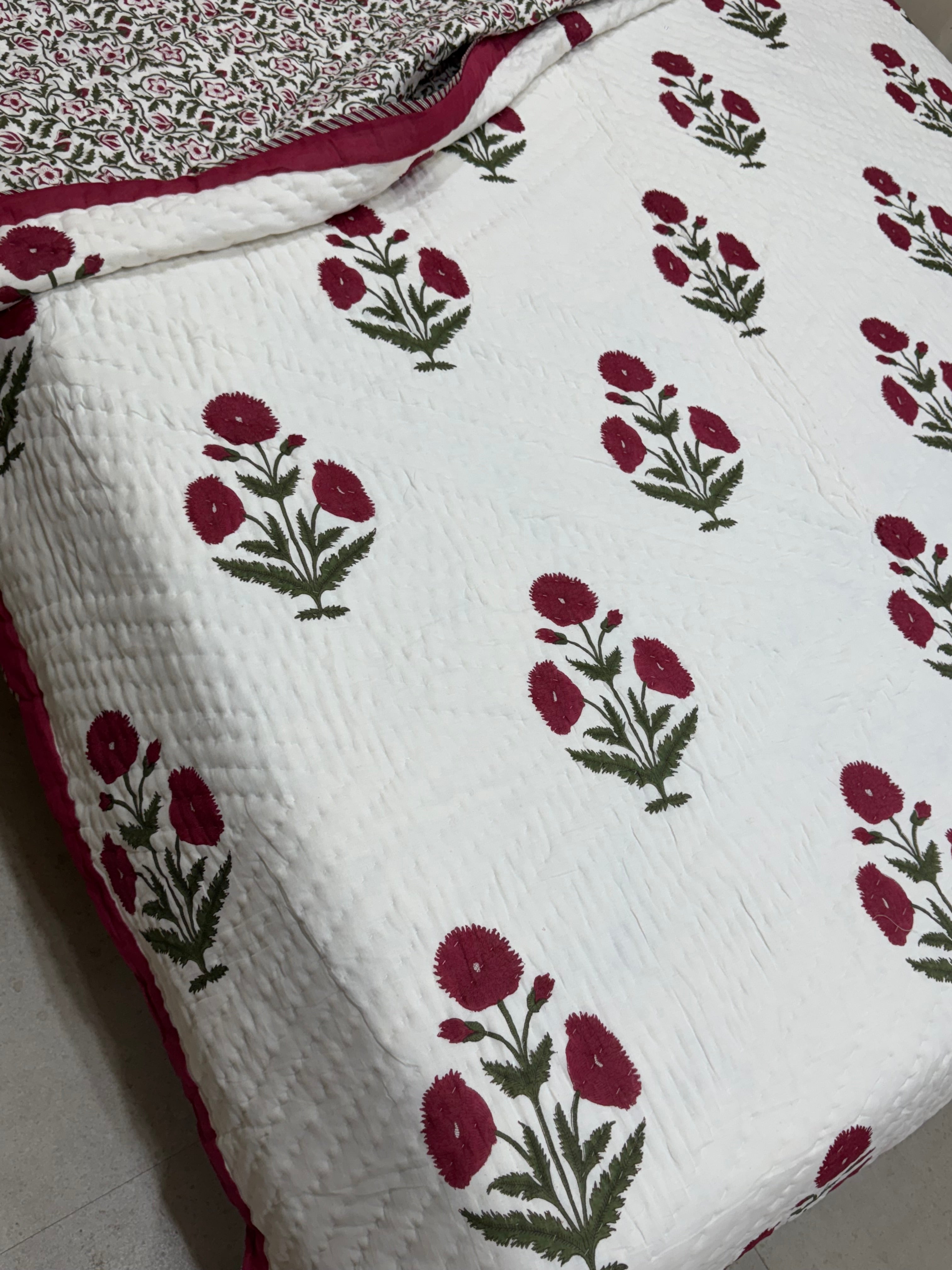 RED POPPY HAND BLOCK PRINTED REVERSIBLE MULMUL DOUBLE BED QUILT