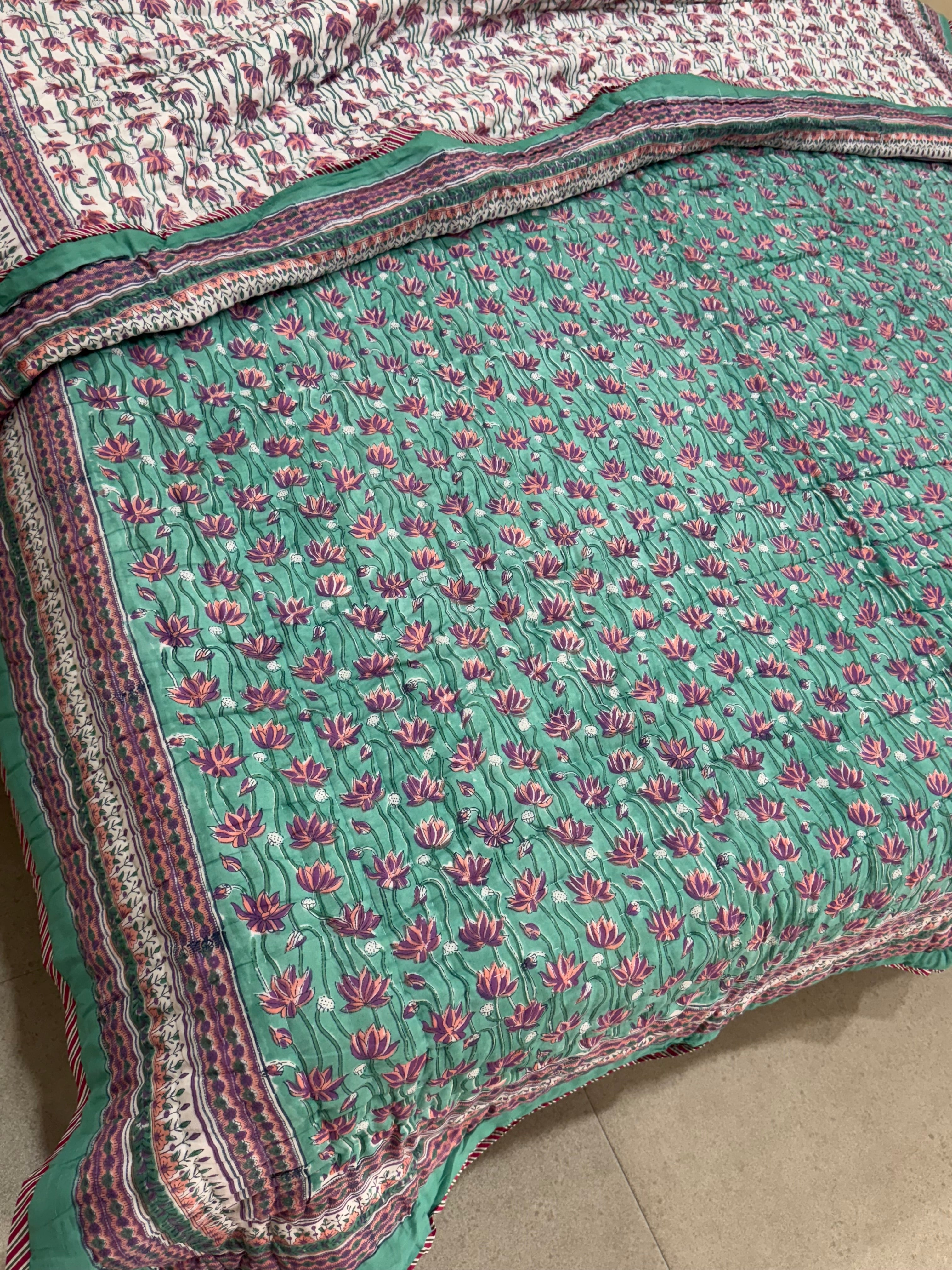 HAND BLOCK PRINTED REVERSIBLE QUILT (DOUBLE BED)