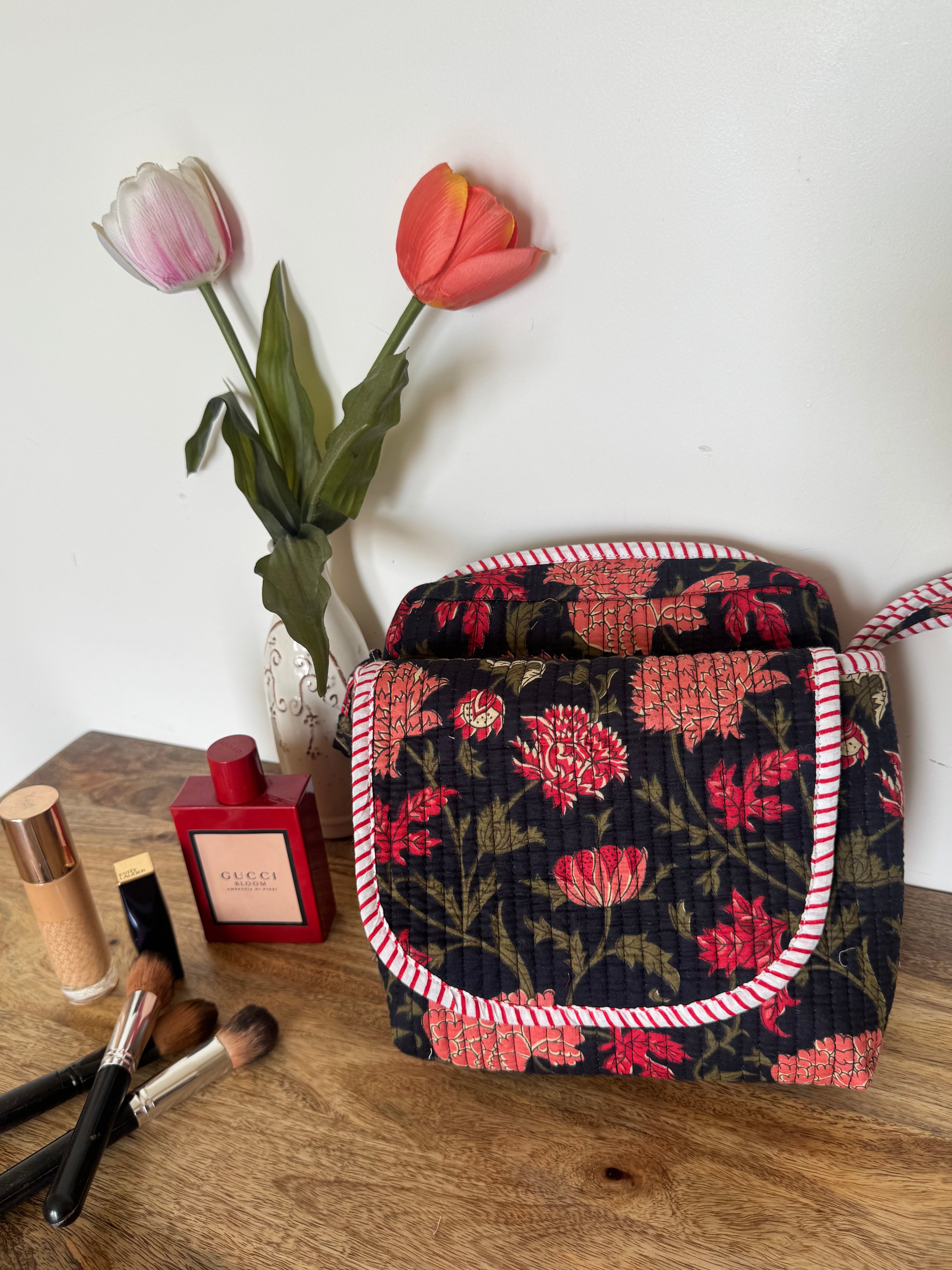 MAKEUP-ON-THE-GO/ DIAPER CHANGING BAG