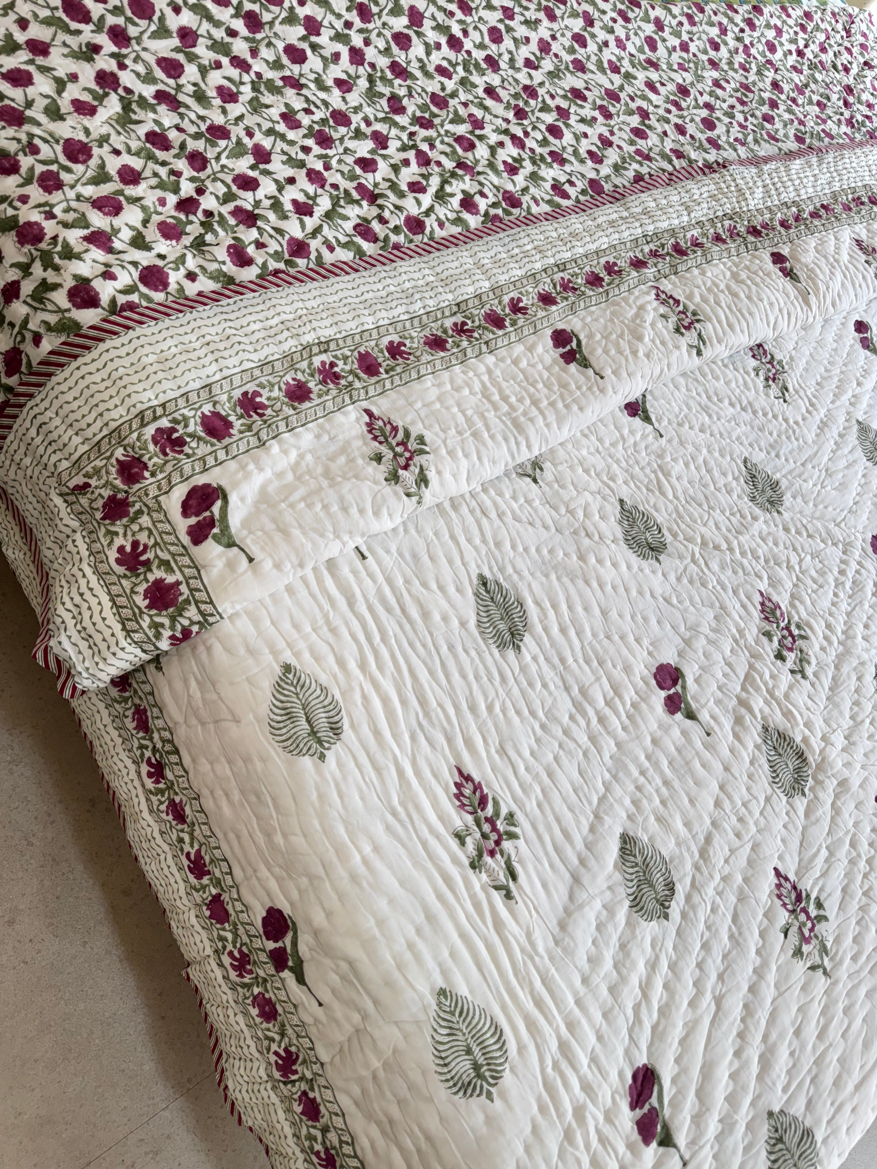 HAND BLOCK PRINTED REVERSIBLE QUILT (DOUBLE BED)