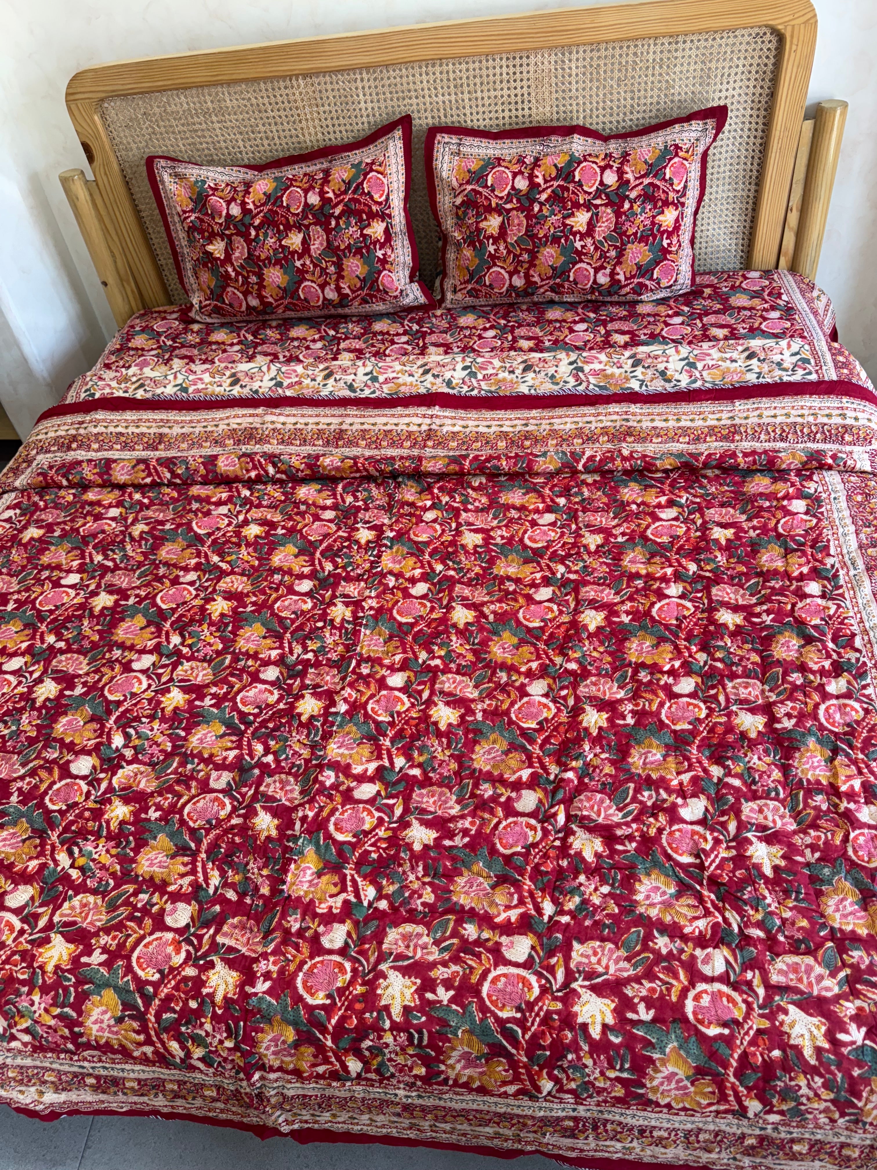 FESTIVE HAND BLOCK PRINTED BEDDING SET