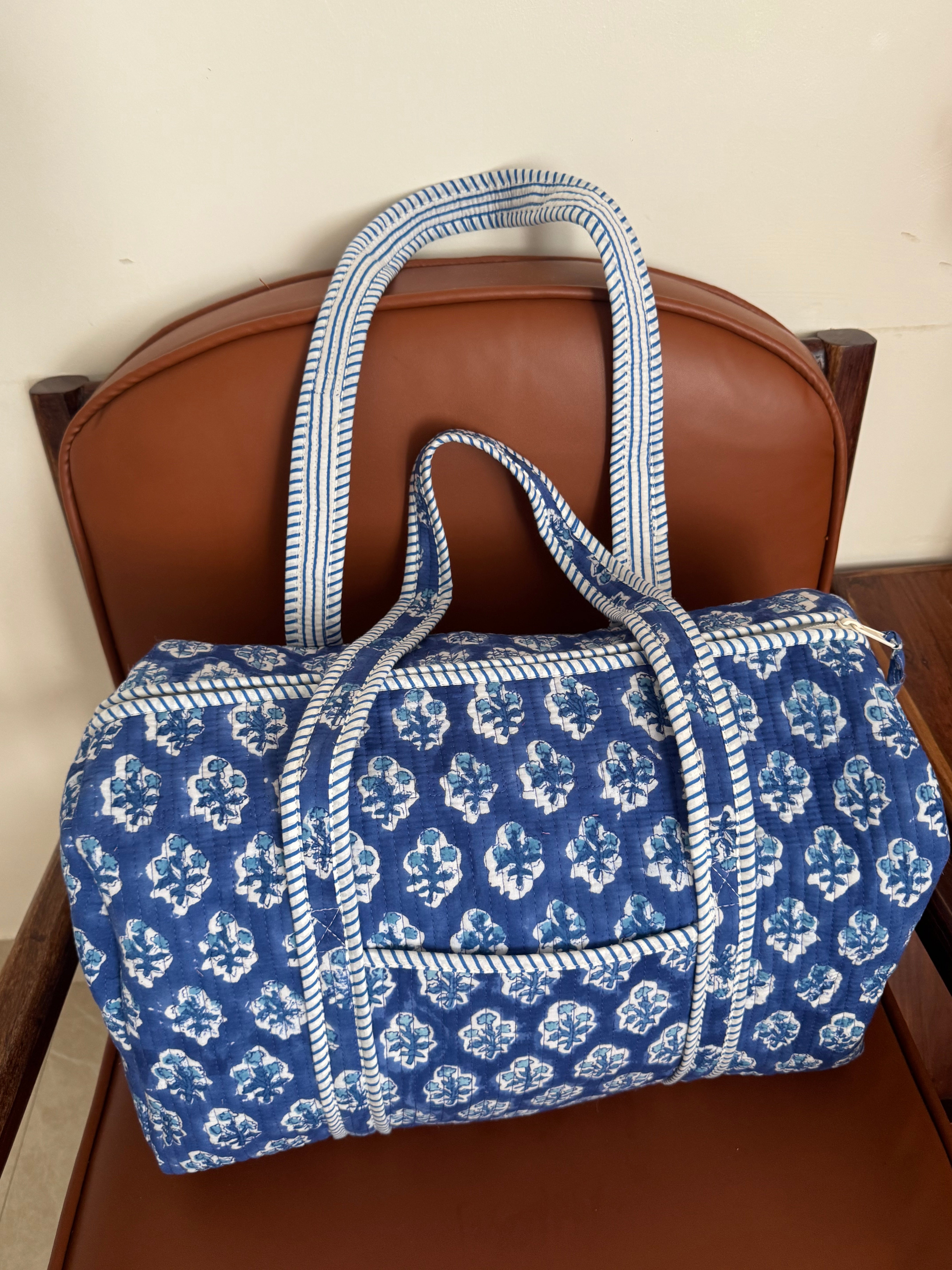 DUFFLE BAG