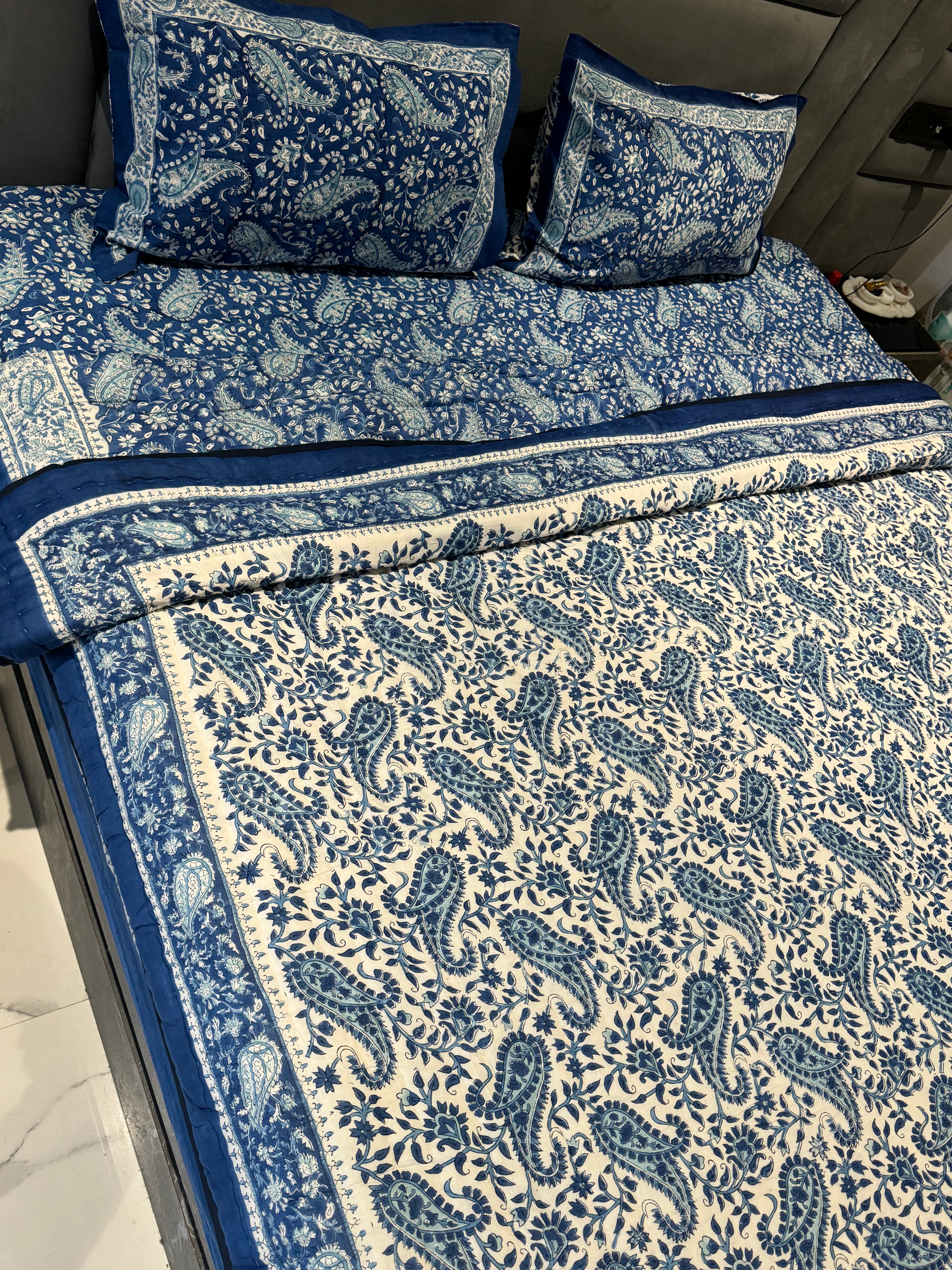 FESTIVE HAND BLOCK PRINTED BEDDING SET