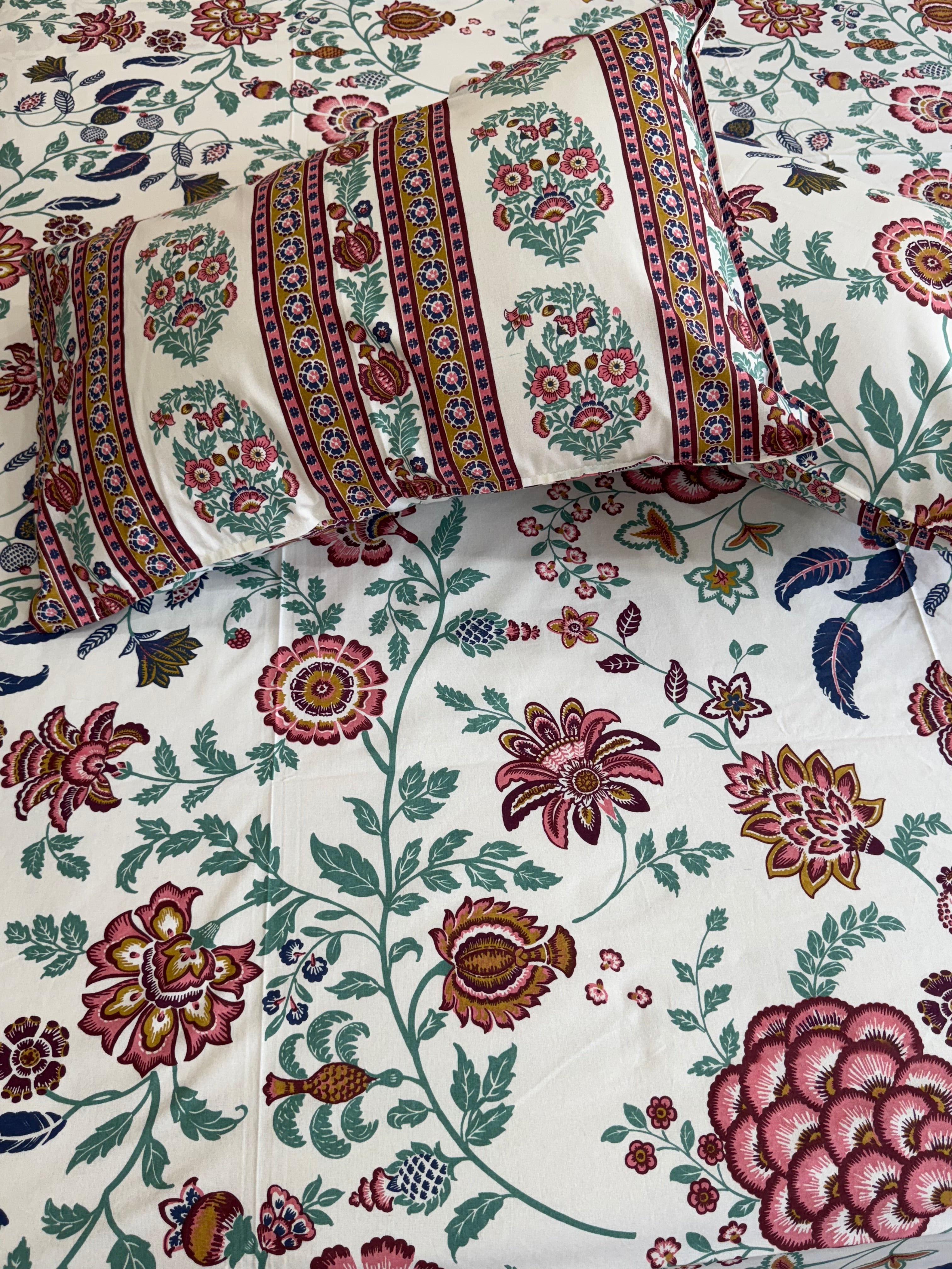 RIWAYAAT BEDSHEET WITH TWO REVERSIBLE PILLOW COVERS