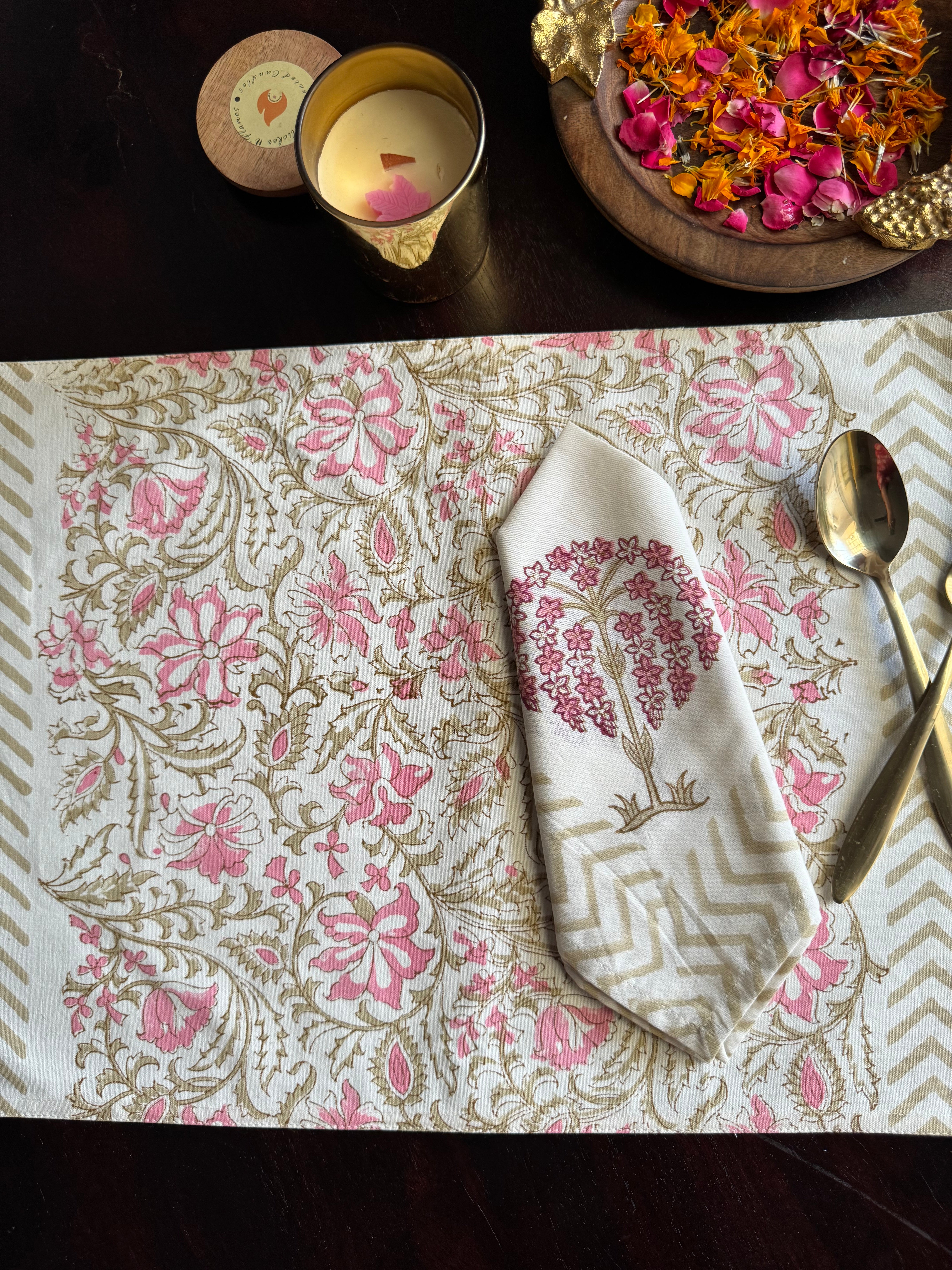 A PAIR OF HANDBLOCK PRINTED TABLE MAT AND NAPKIN SET