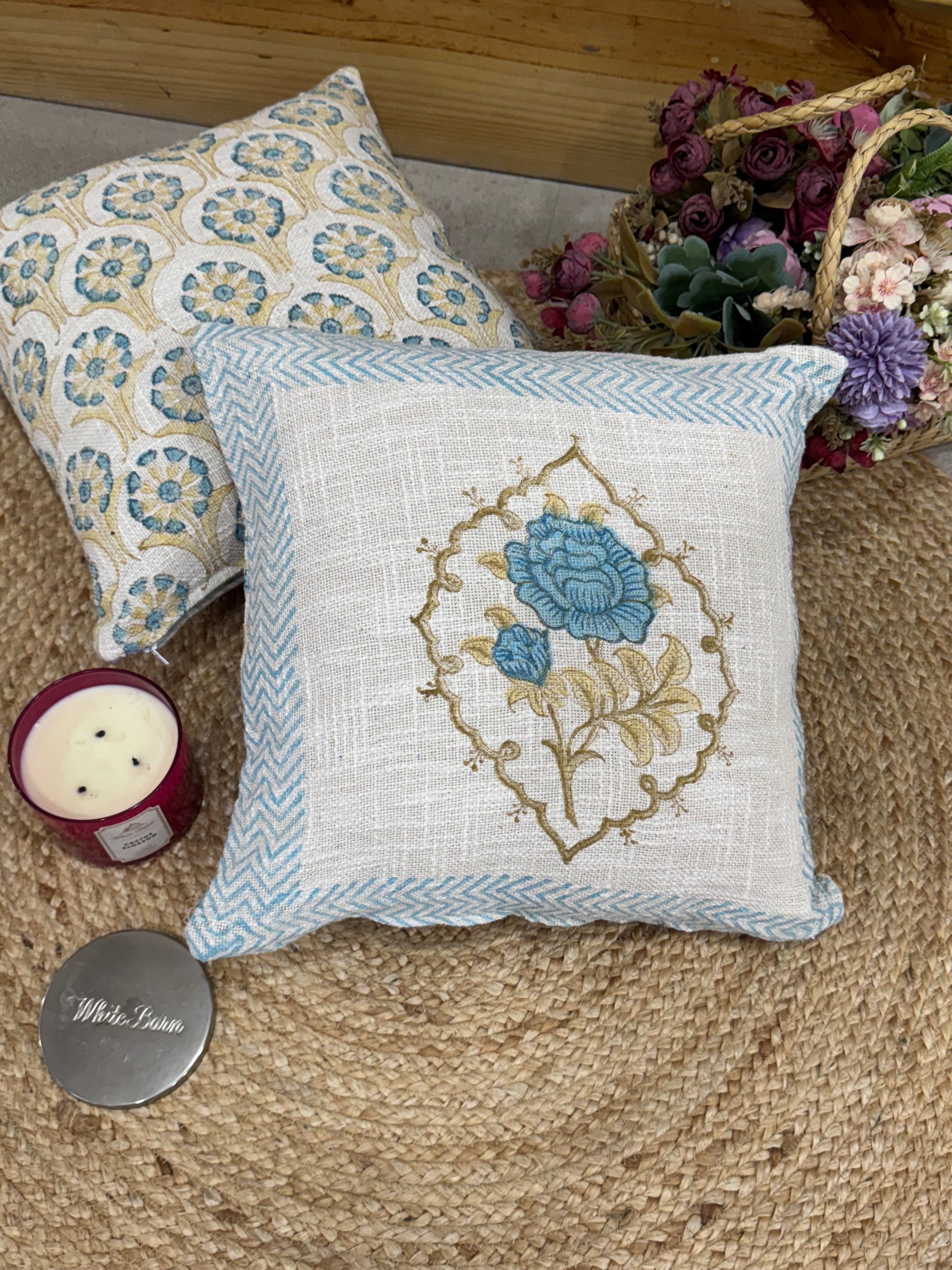 A PAIR OF HANDBLOCK PRINTED 16*16 INCHES JUTE CUSHION COVER