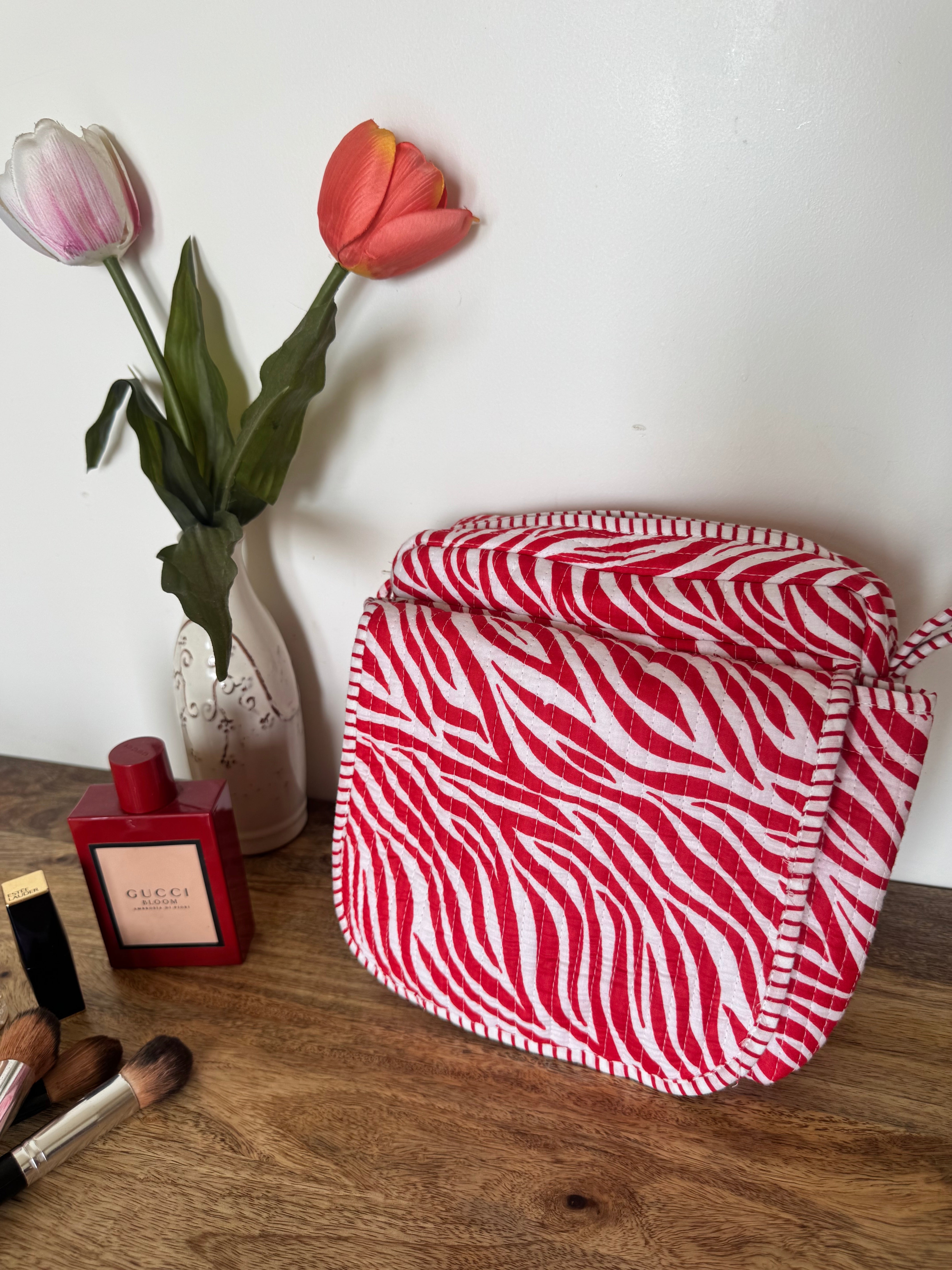 MAKEUP-ON-THE-GO/ DIAPER CHANGING BAG