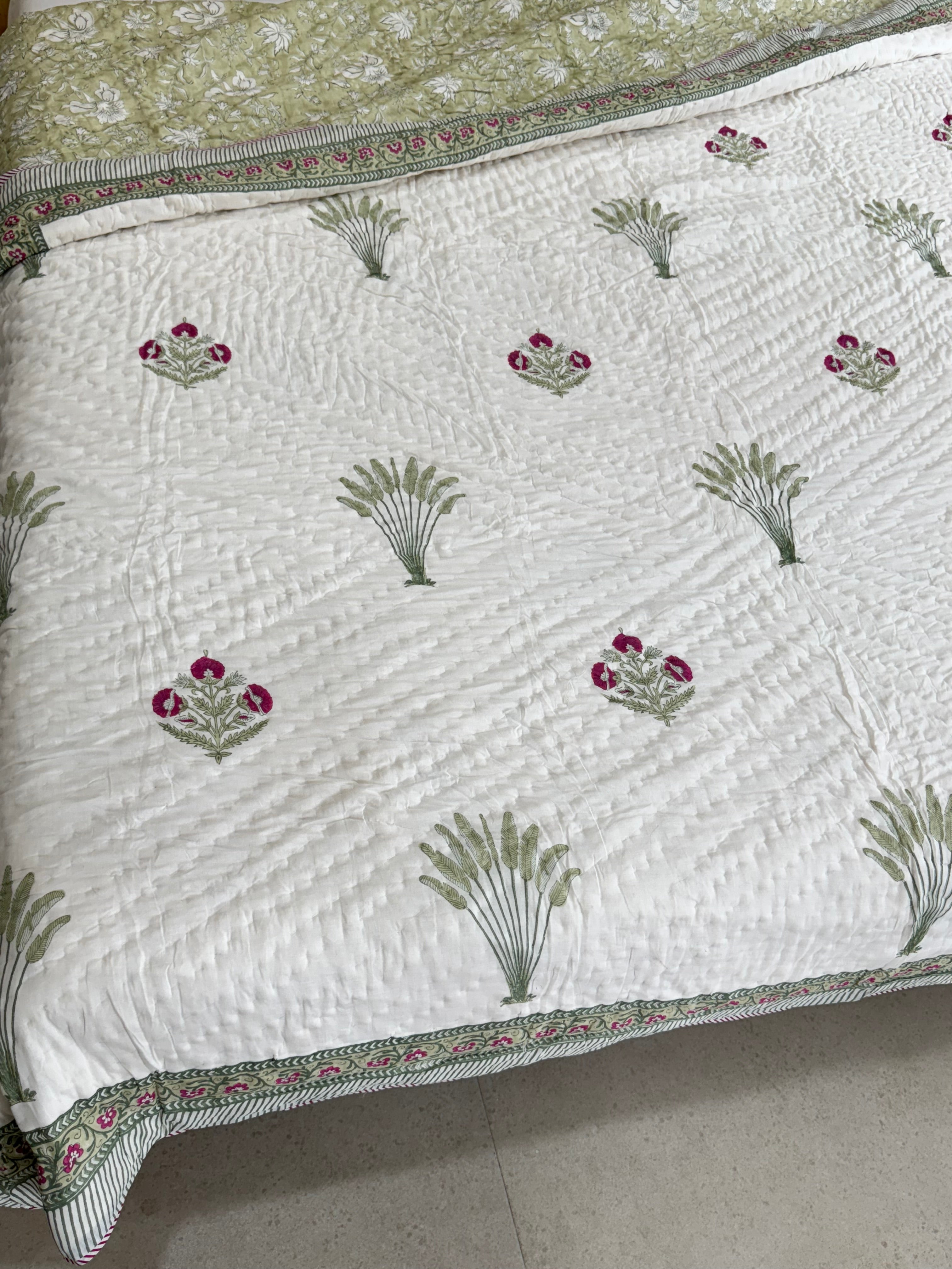 HAND BLOCK PRINTED REVERSIBLE MULMUL DOUBLE BED QUILT