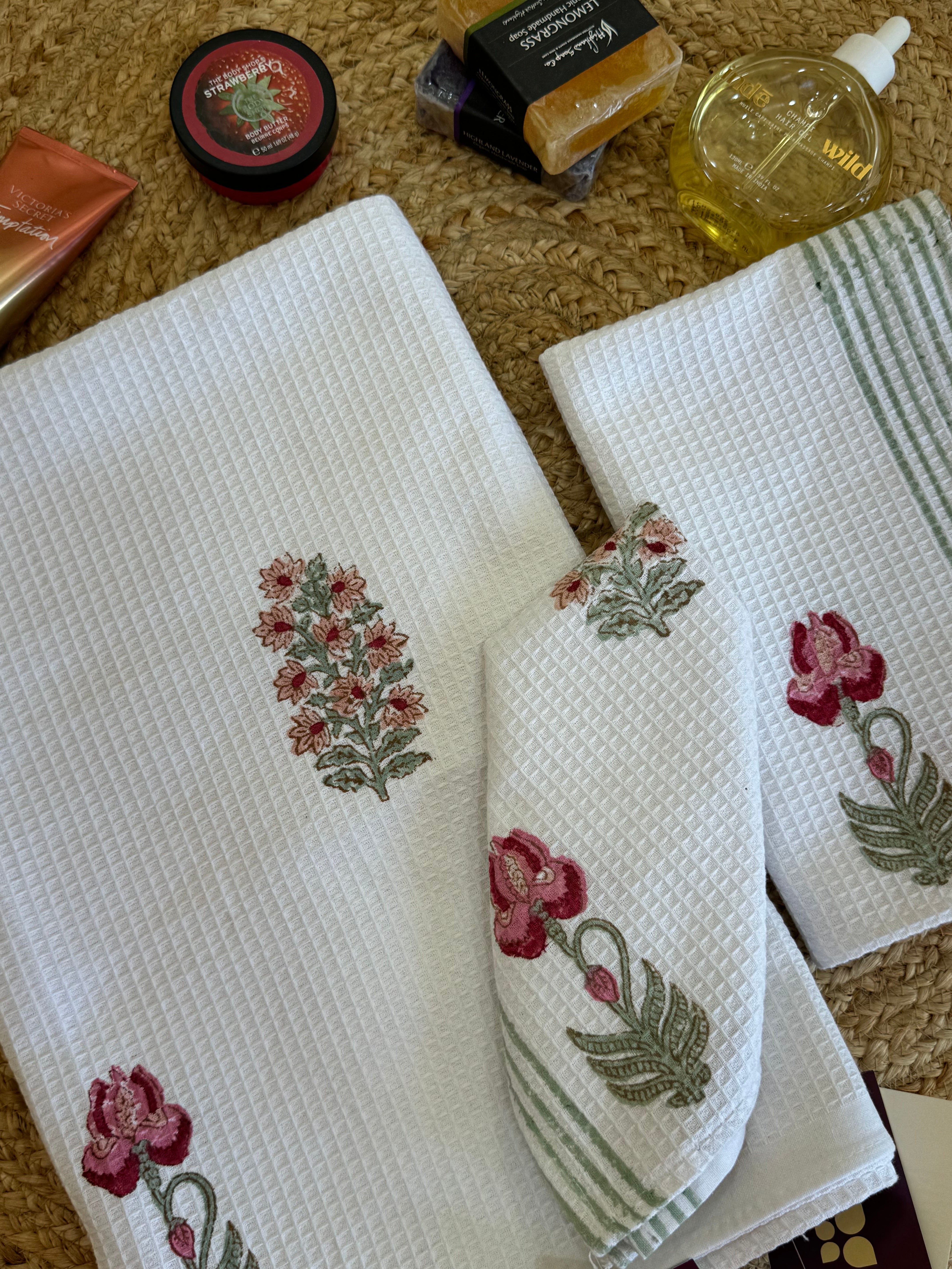 ENGLISH IVY HANDBLOCK PRINTED BODY / HAND TOWEL / NAPKIN