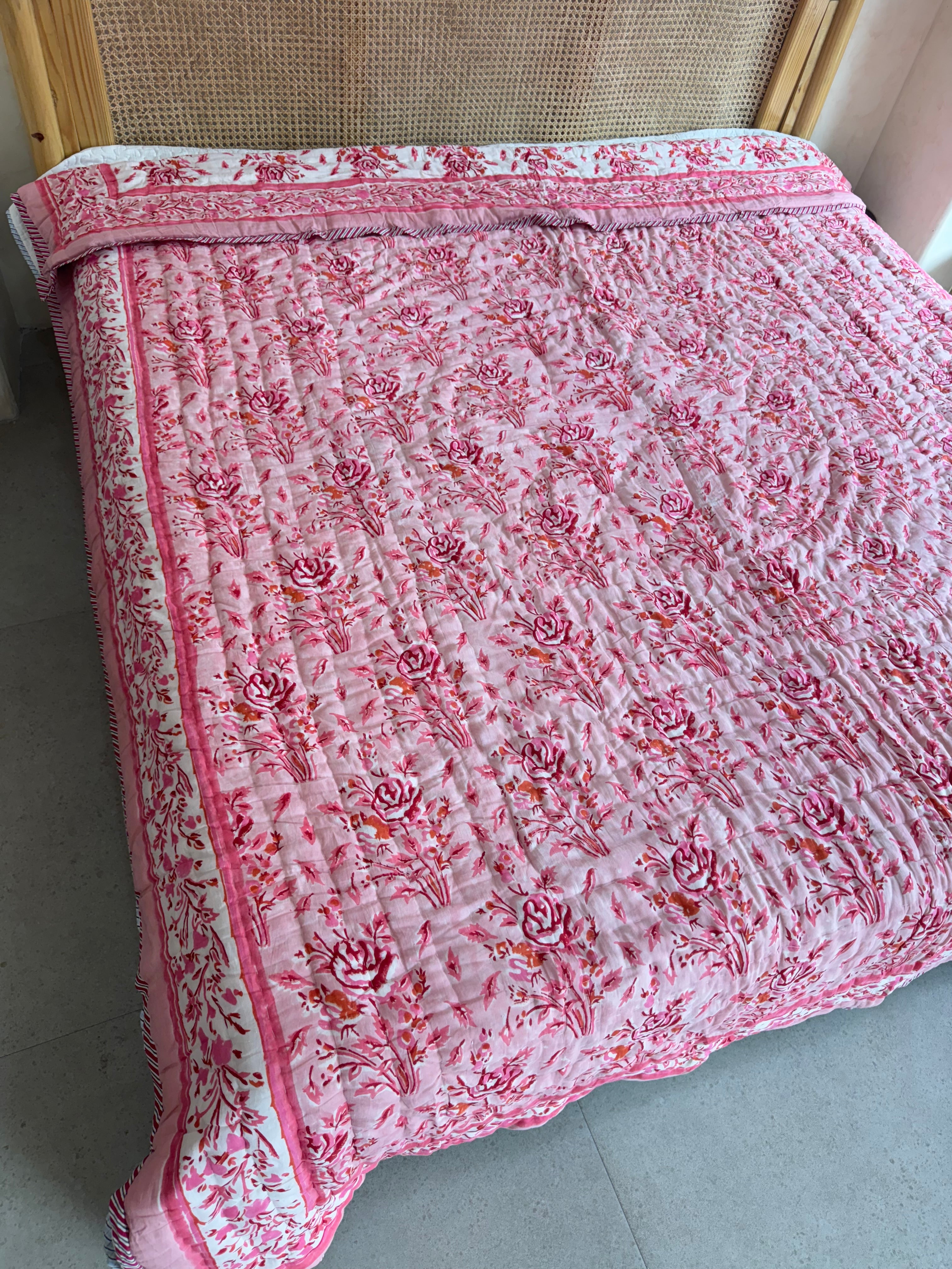 HAND BLOCK PRINTED REVERSIBLE QUILT (DOUBLE BED)