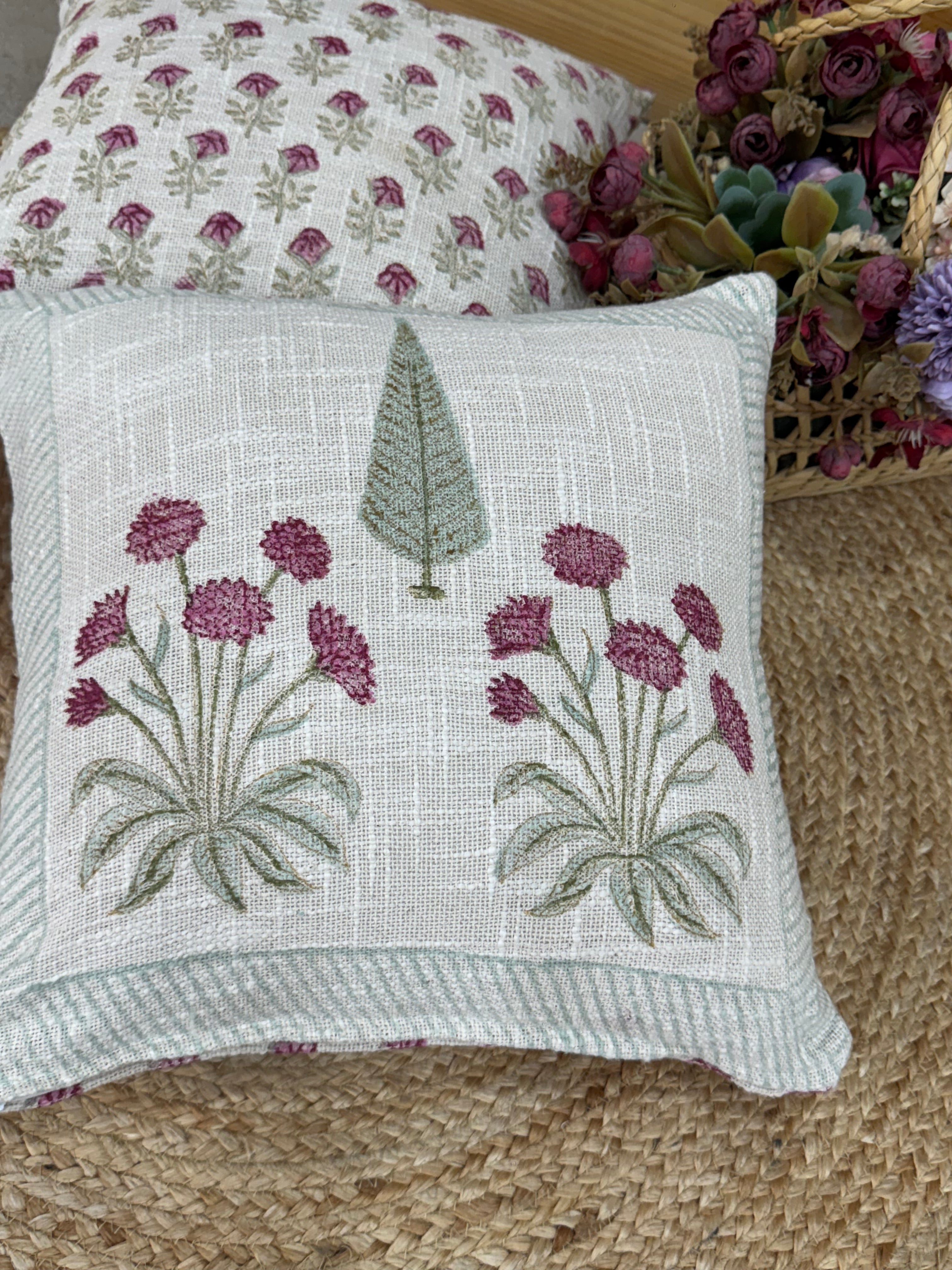 A PAIR OF HANDBLOCK PRINTED 16*16 INCHES JUTE CUSHION COVER