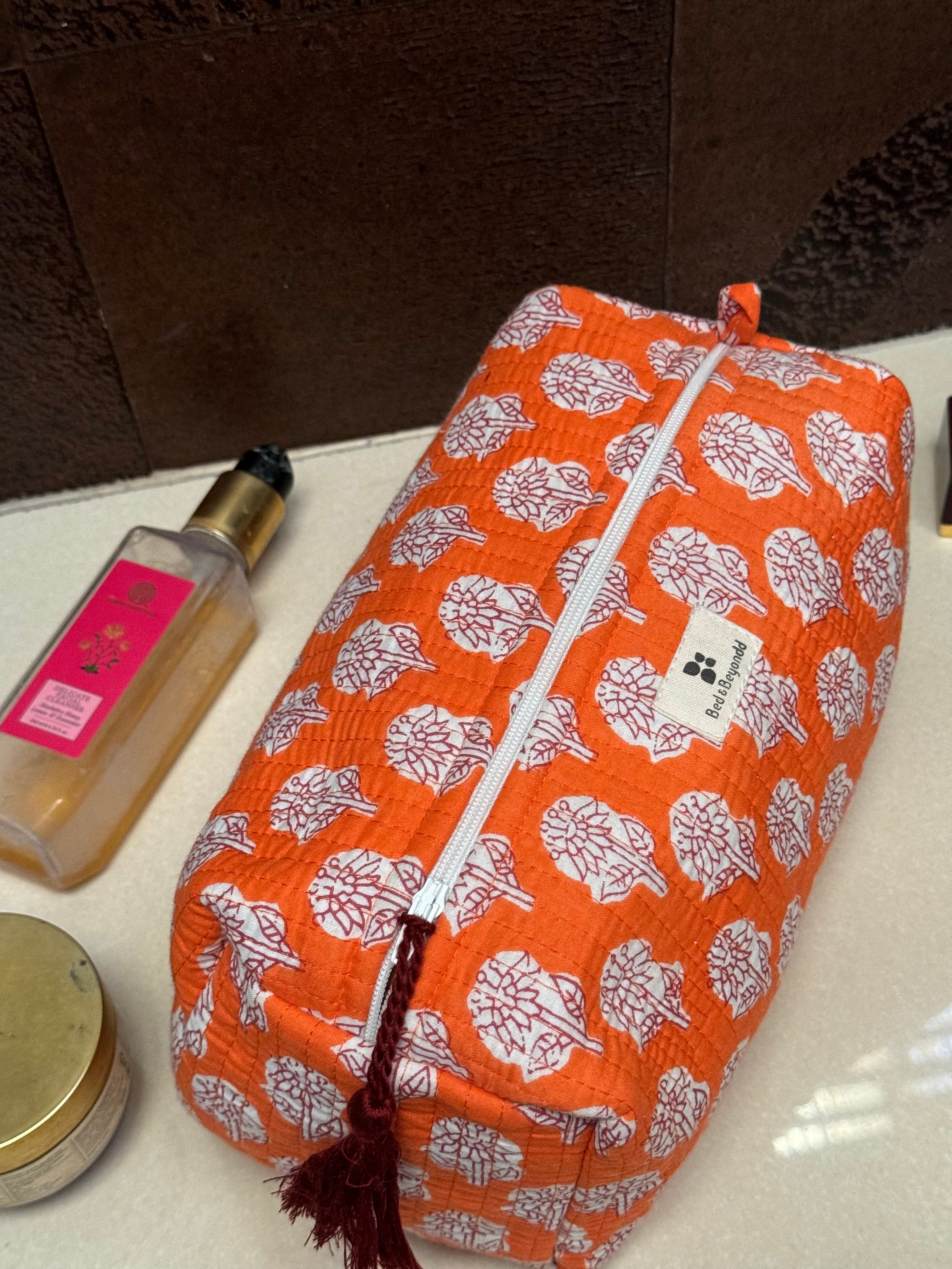 MULTI PURPOSE TOILETRY BAGS