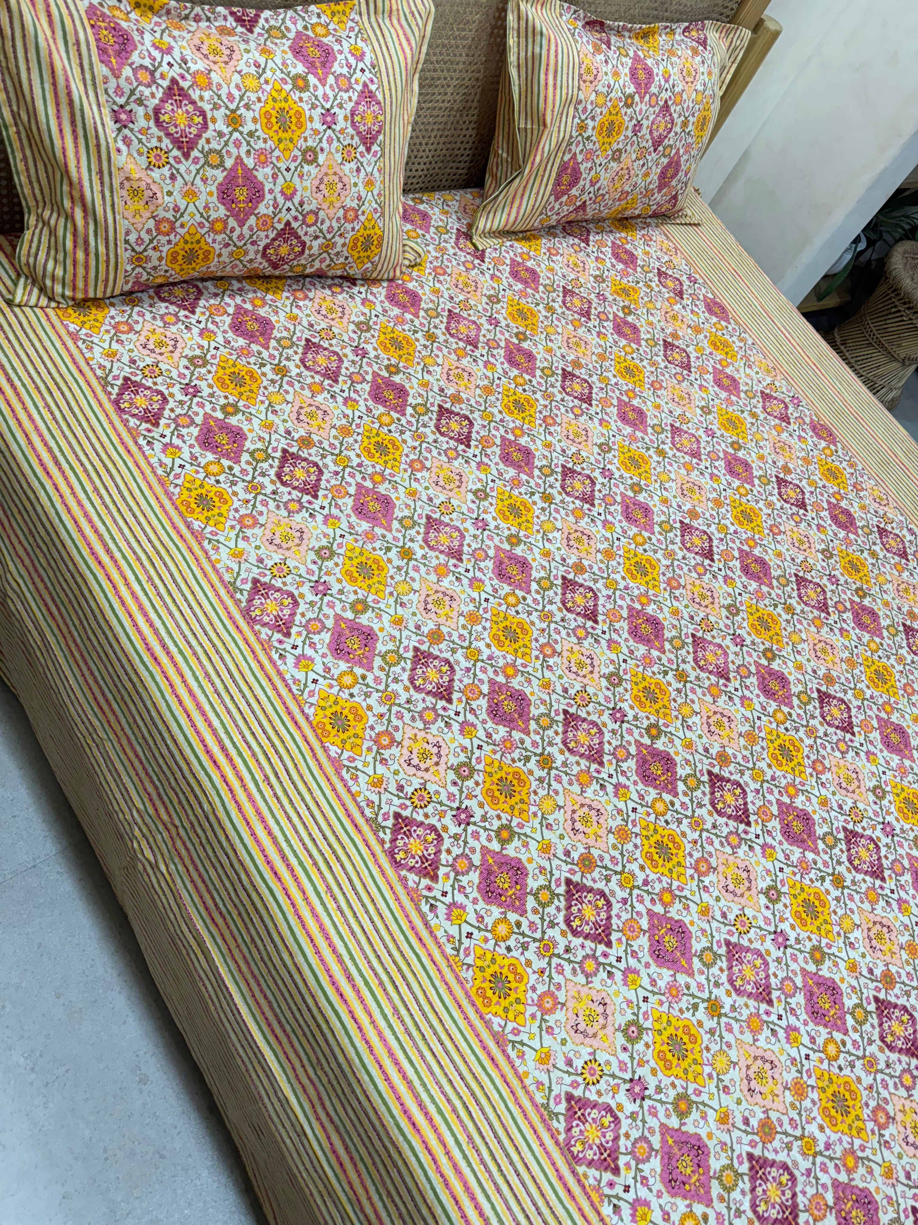KANAK BEDSHEET WITH TWO PILLOW CASES