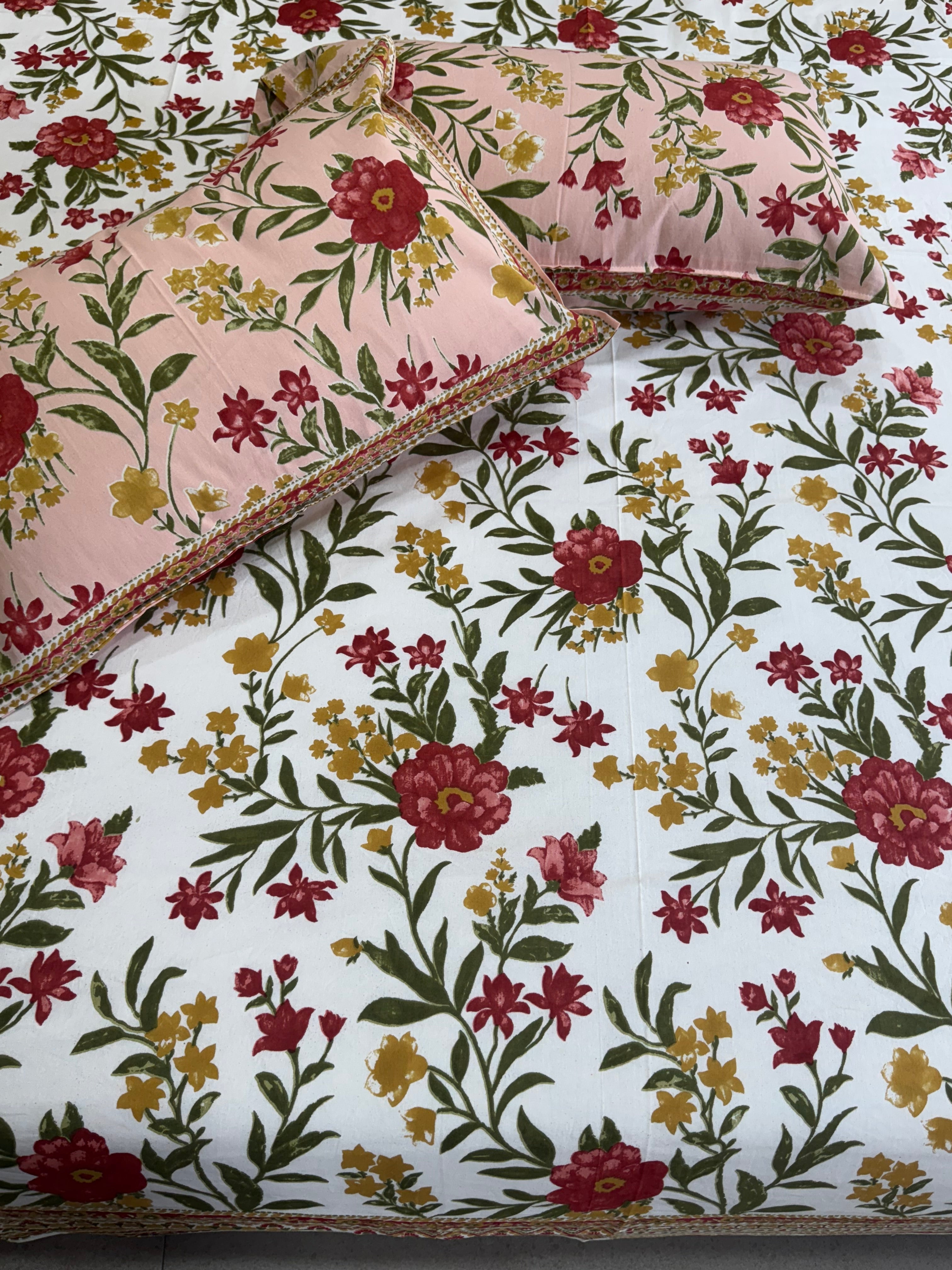 RIWAYAAT BEDSHEET WITH TWO REVERSIBLE PILLOW COVERS