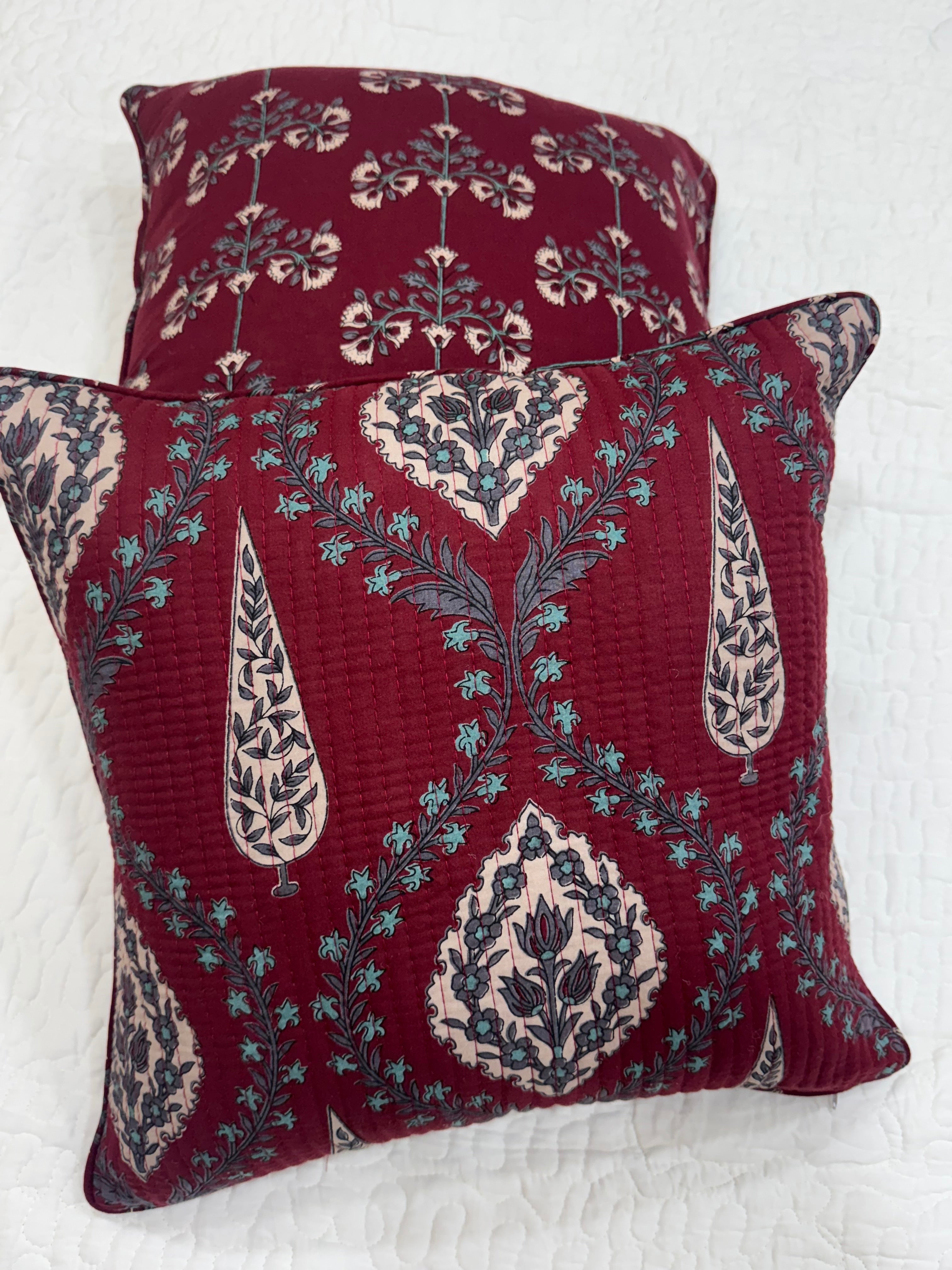 KANAK - SINGLE PIECE QUILTED 16 BY 16 INCHES CUSHION COVER