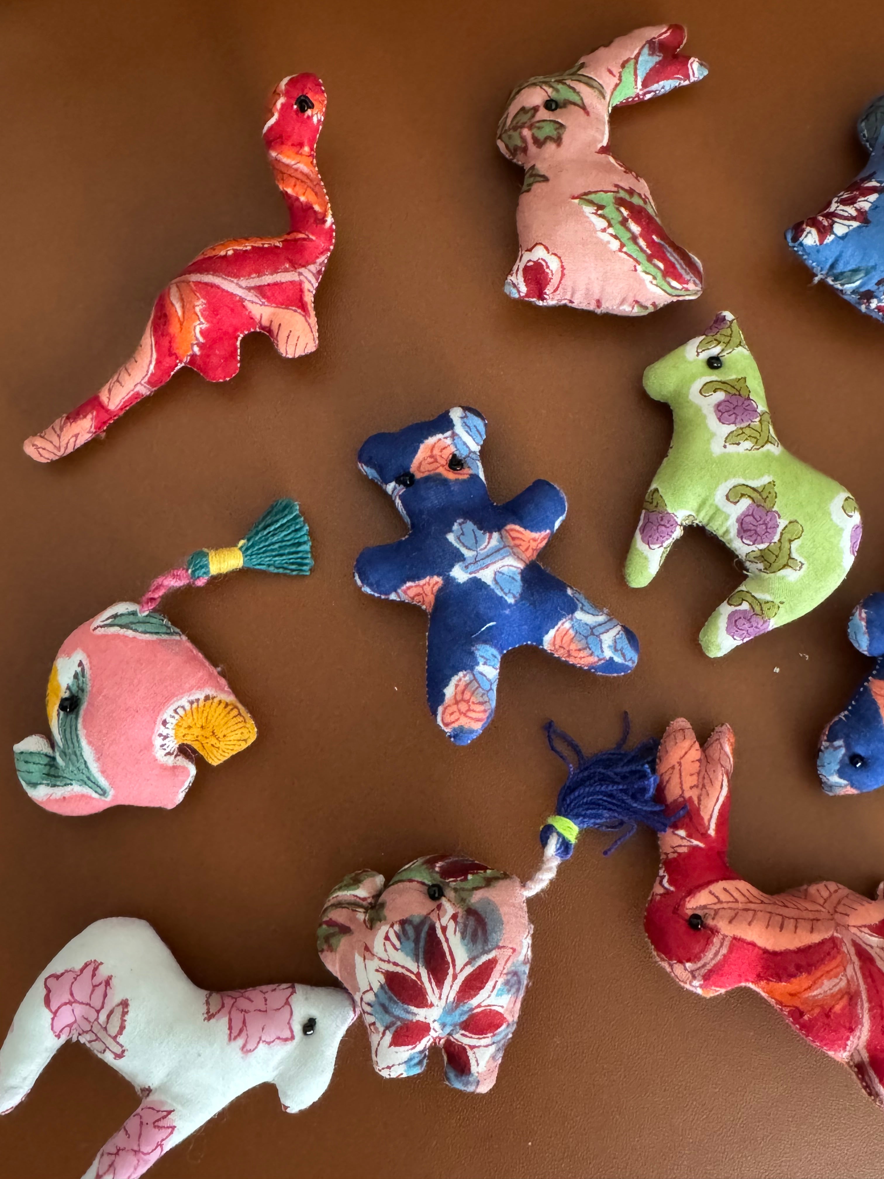 FABRIC FRIDGE MAGNET
