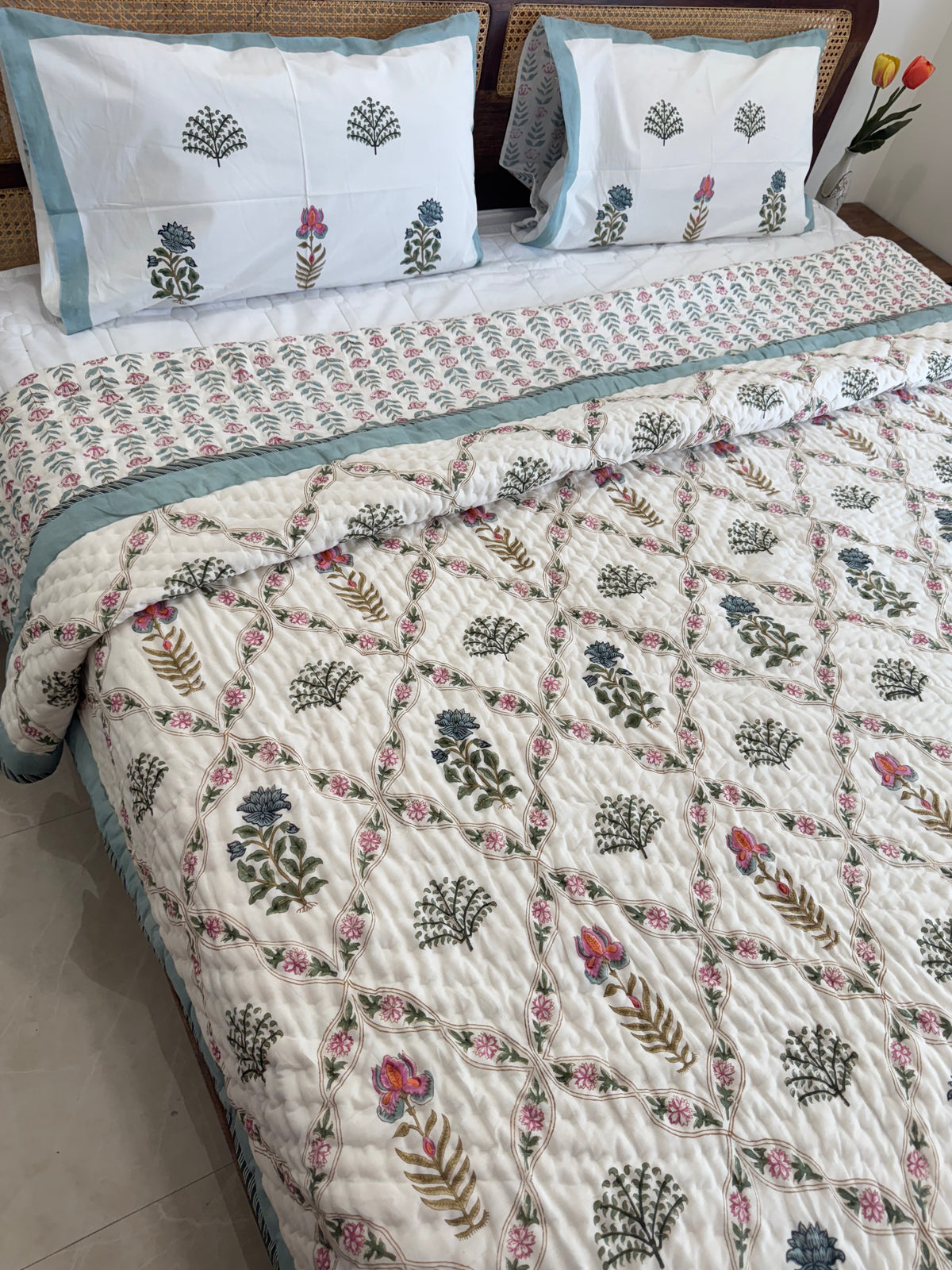 VILASA HAND BLOCK PRINTED REVERSIBLE QUILT (DOUBLE BED)