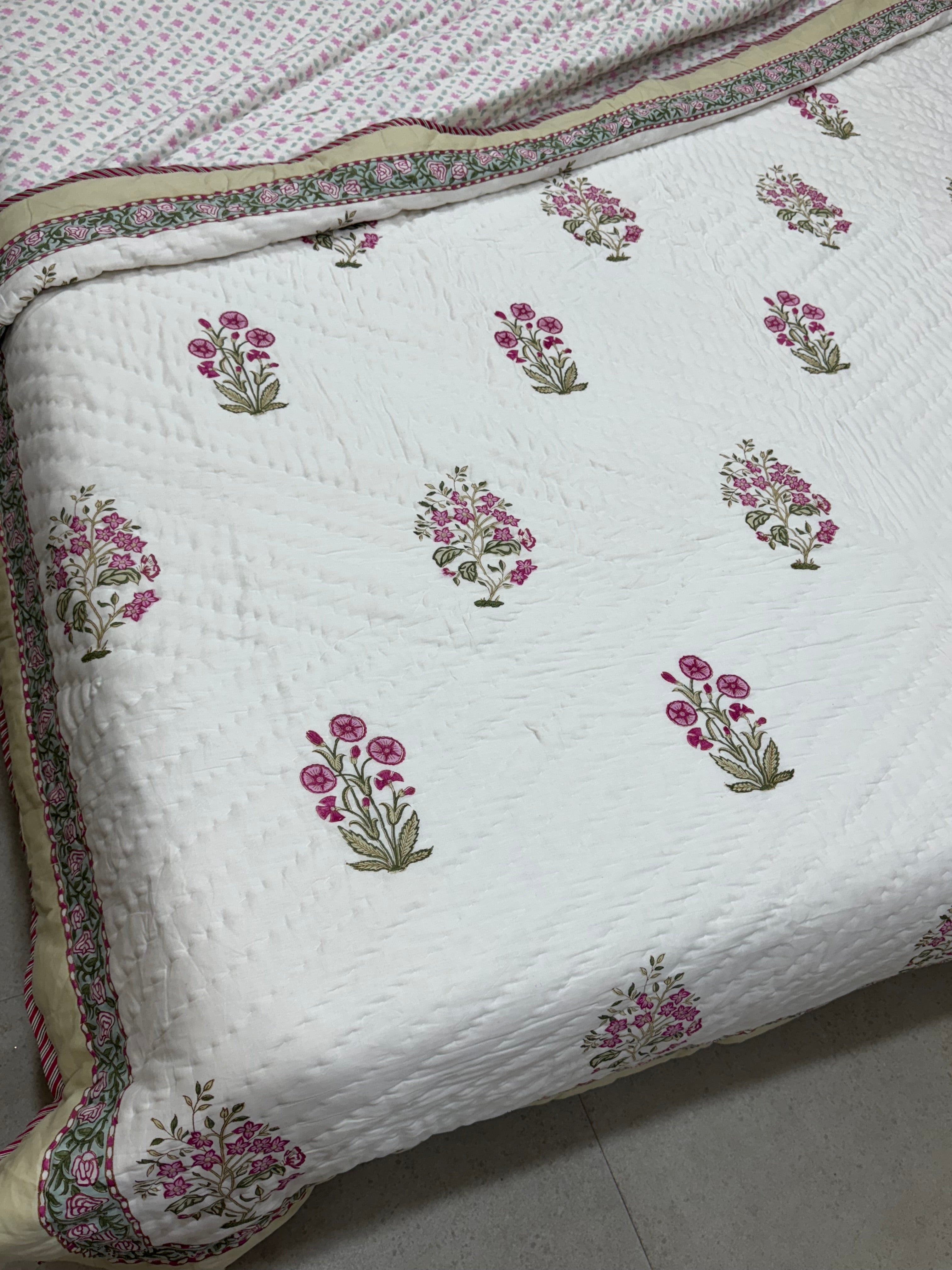 HAND BLOCK PRINTED REVERSIBLE MULMUL DOUBLE BED QUILT