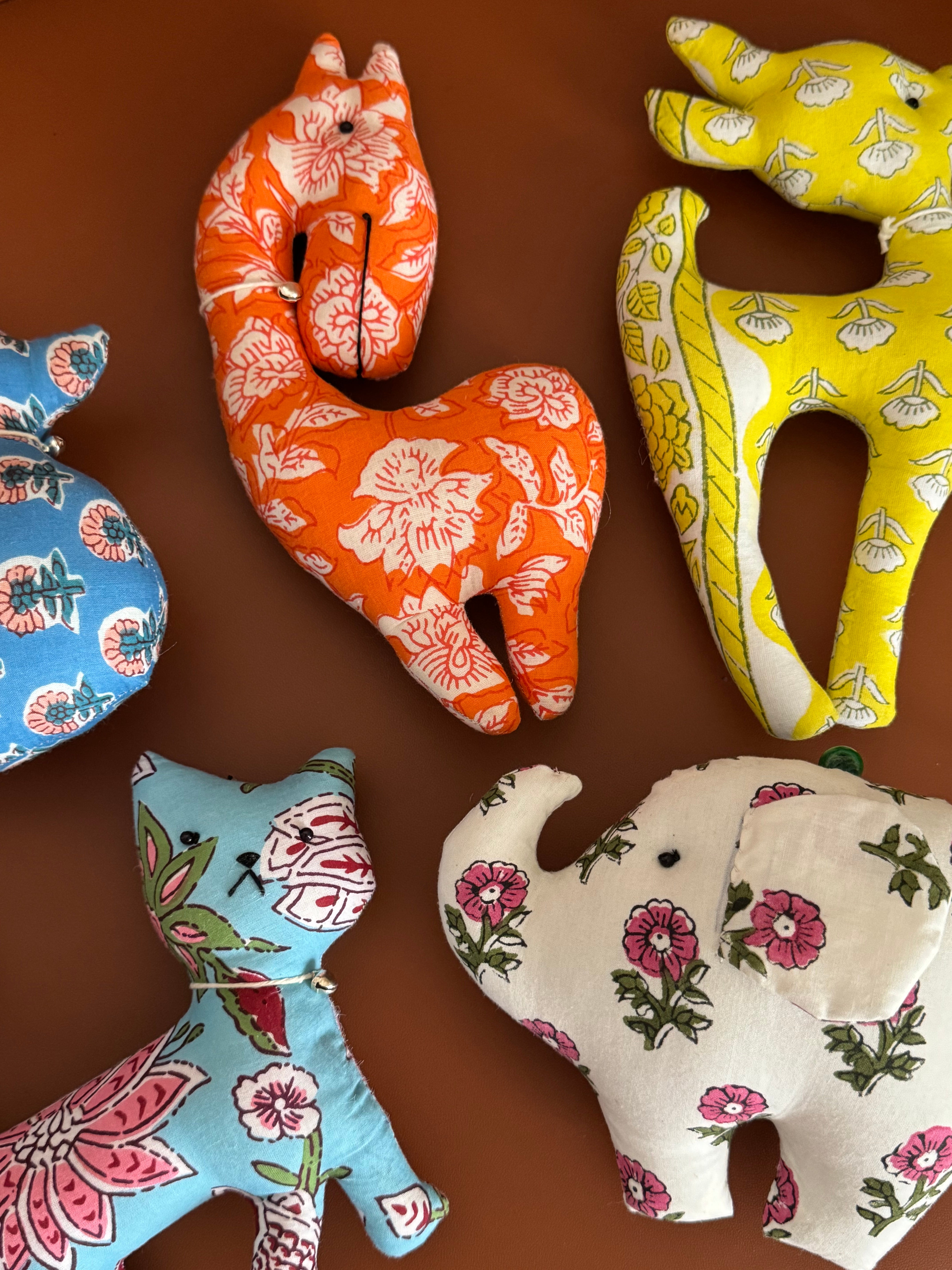 FABRIC TOYS MEDIUM SIZE