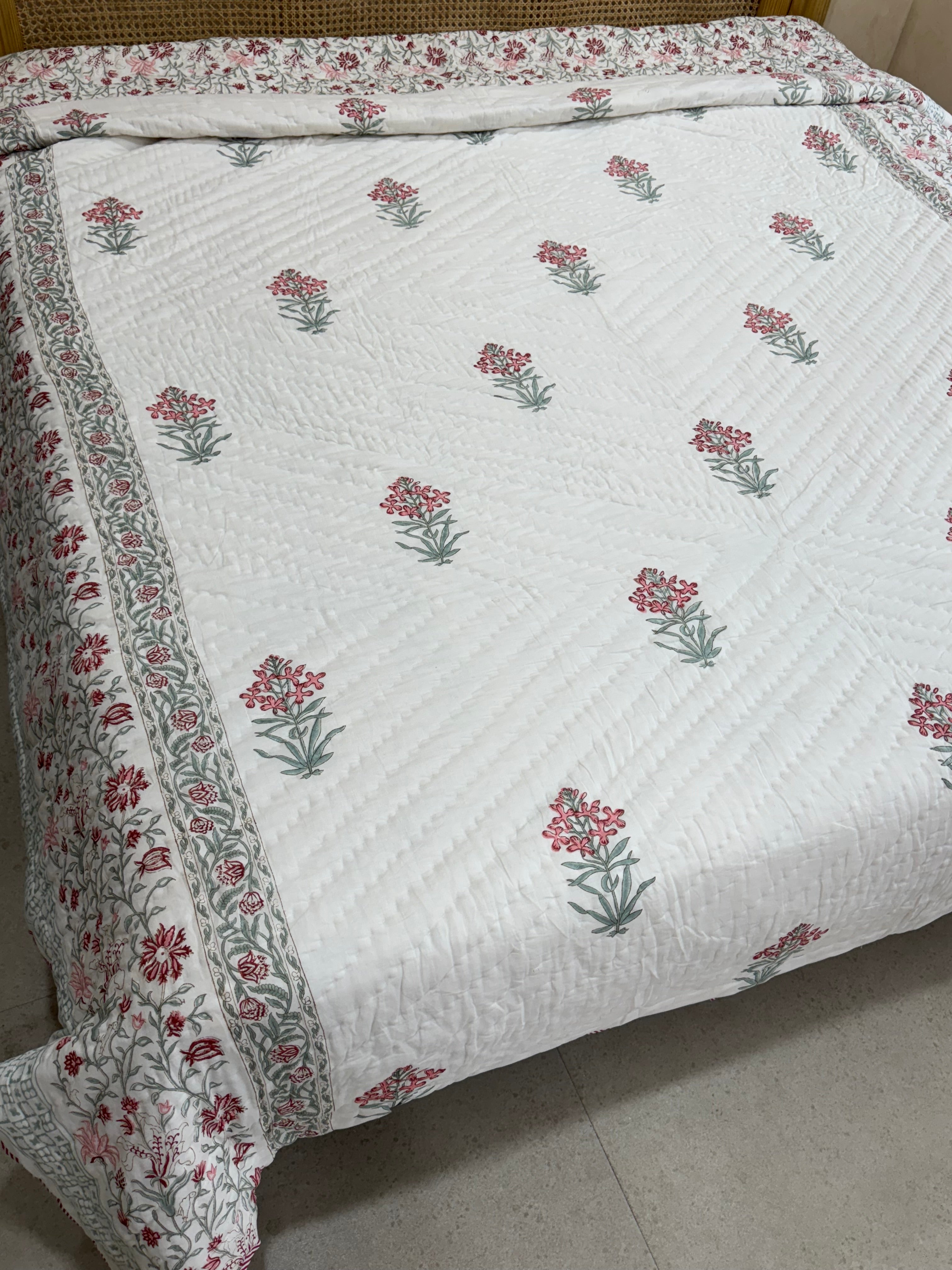 HAND BLOCK PRINTED REVERSIBLE MULMUL DOUBLE BED QUILT