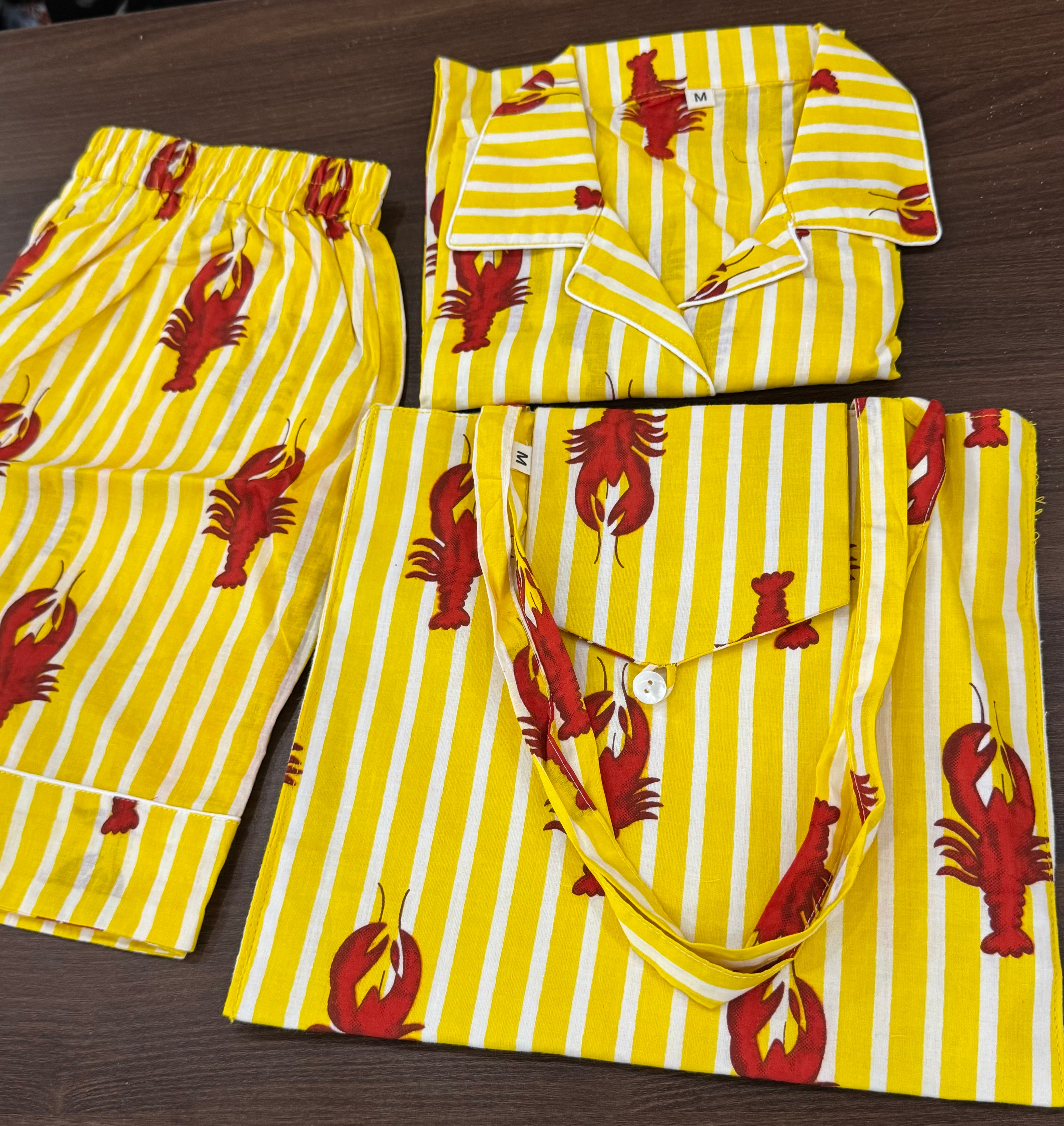 HALF SHIRT AND SHORTS NIGHT SUIT