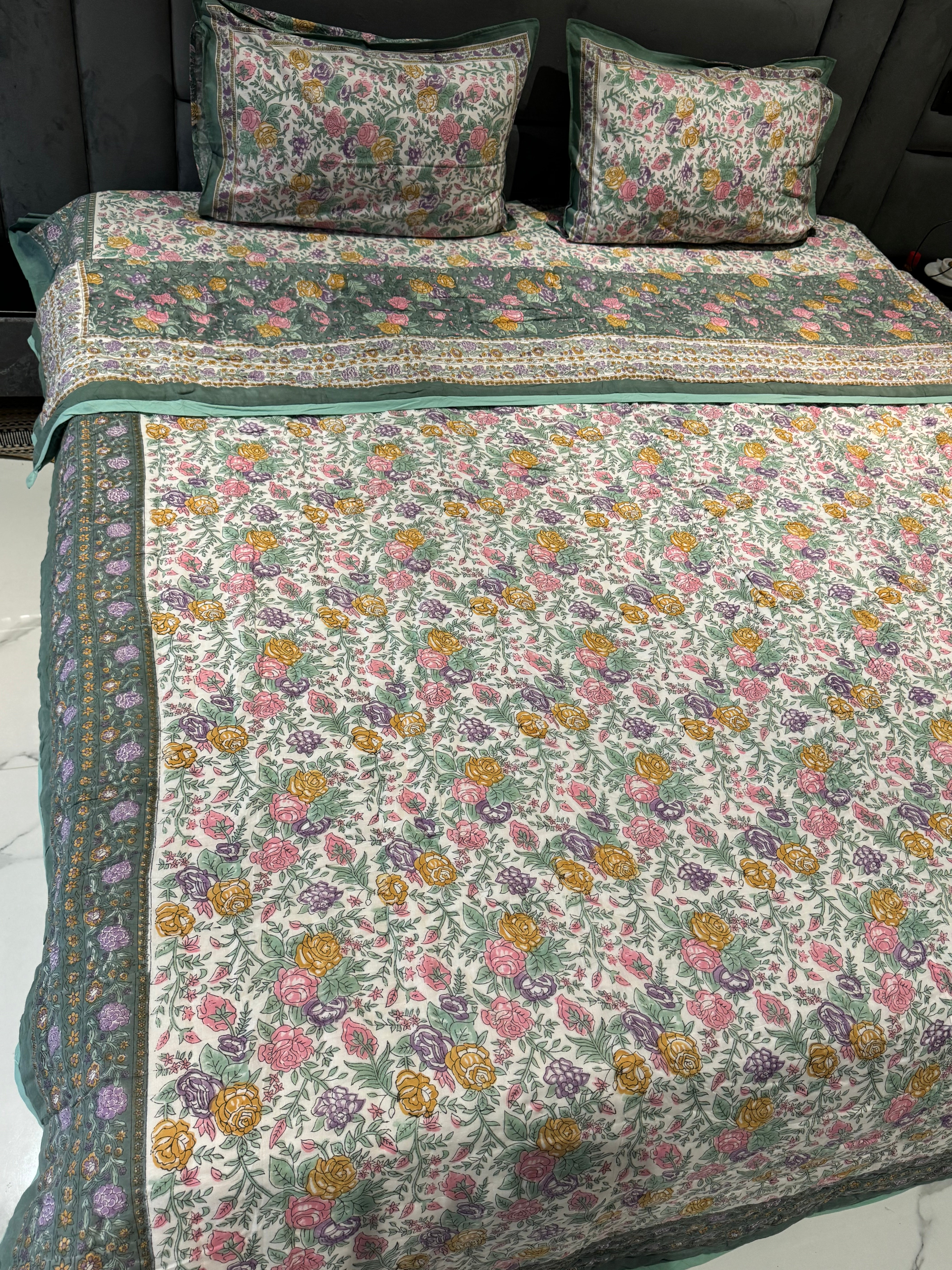 FESTIVE HAND BLOCK PRINTED BEDDING SET