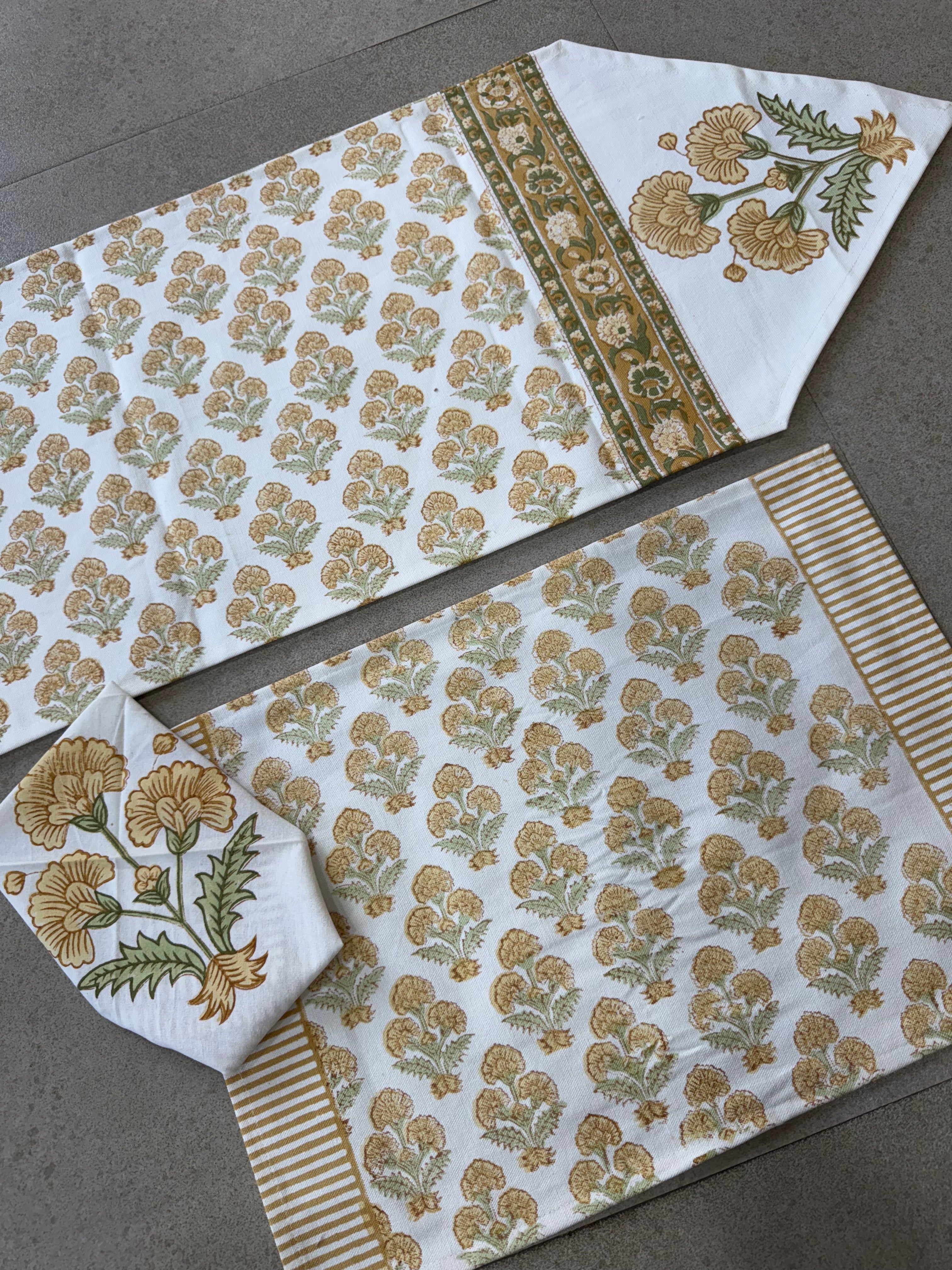 SIX SEATER TABLE RUNNER , SIX MATS AND SIX NAPKIN SET