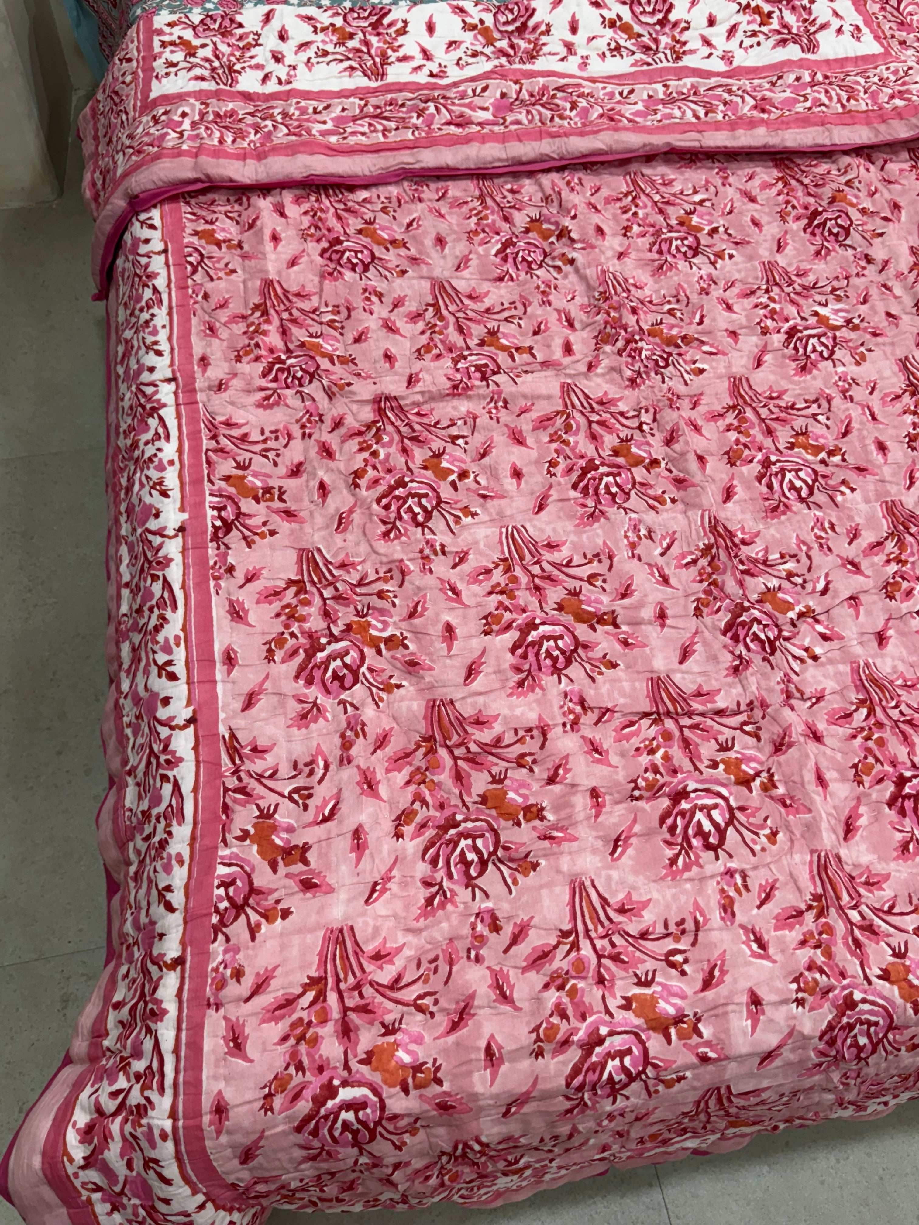 FESTIVE HAND BLOCK PRINTED REVERSIBLE QUILT (SINGLE BED)