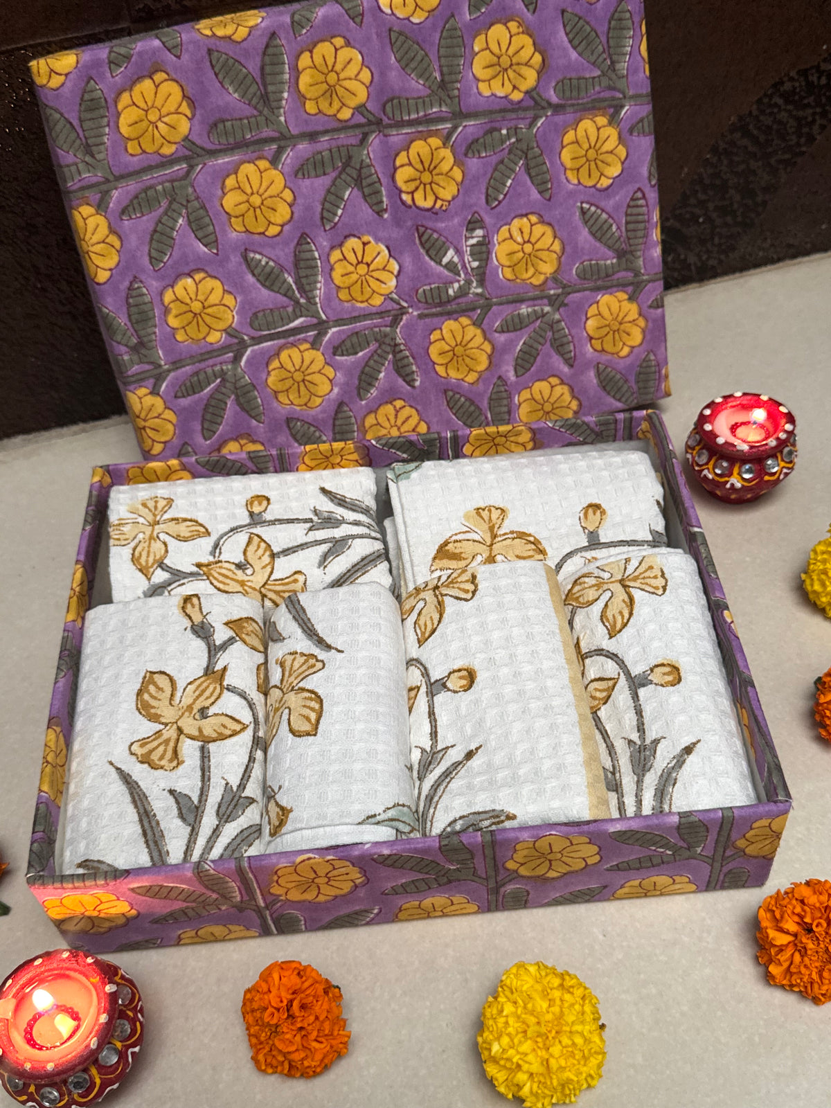 HANDBLOCK PRINTED GIFT BOX - FACE TOWEL SETS