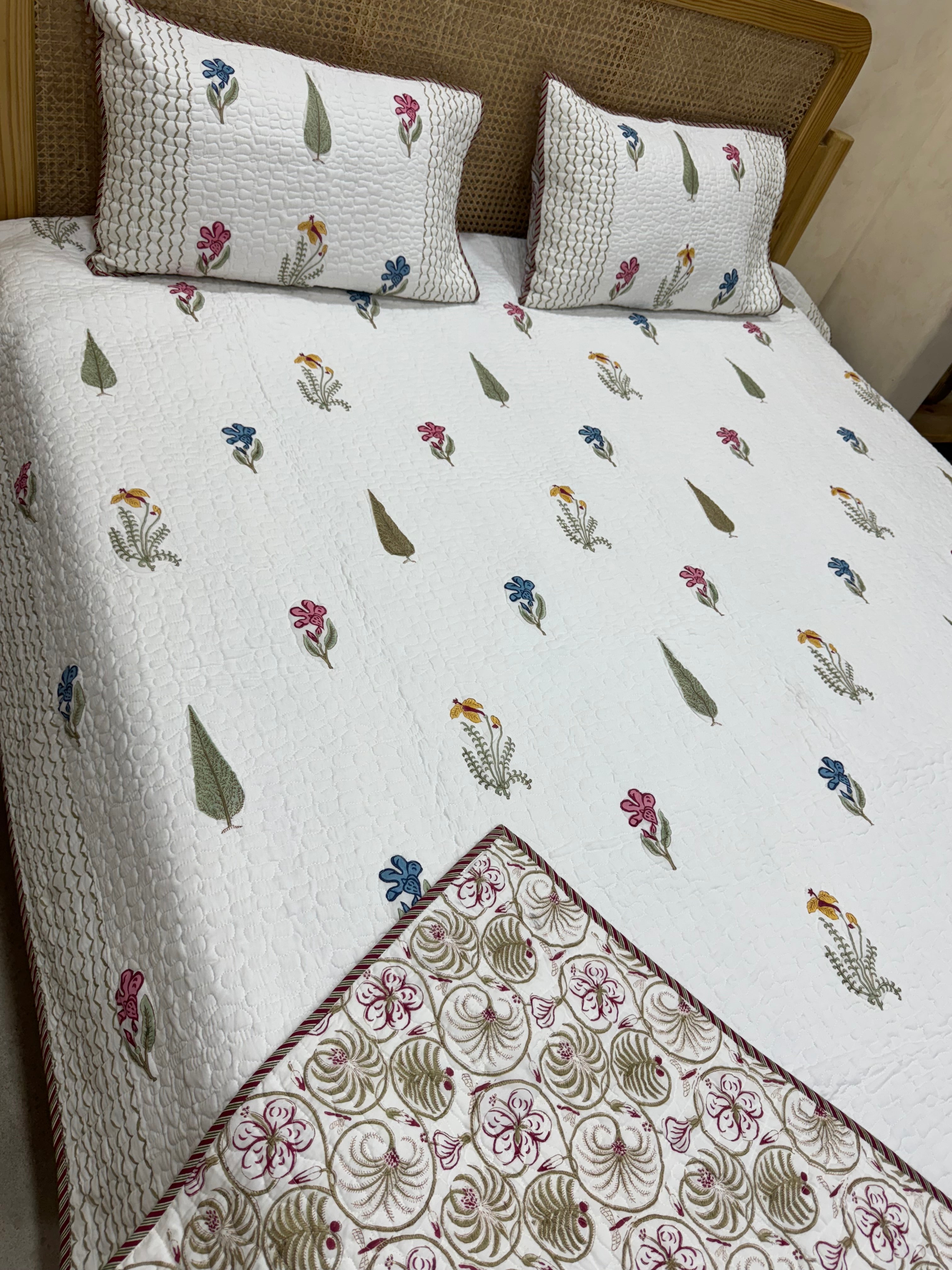 RAAHI HANDBLOCK PRINTED REVERSIBLE QUILTED BEDCOVER 90*108 inches