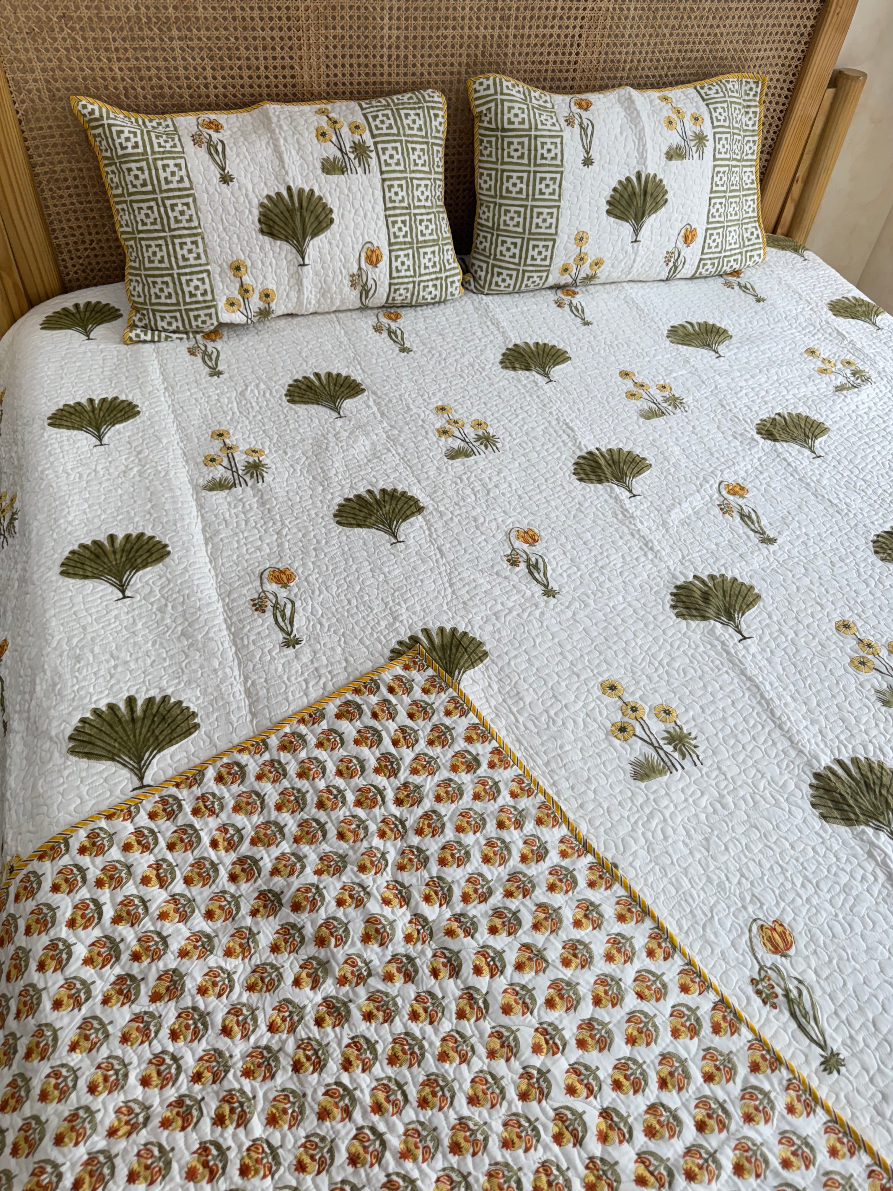 HANDBLOCK PRINTED REVERSIBLE QUILTED BEDCOVER 108*108