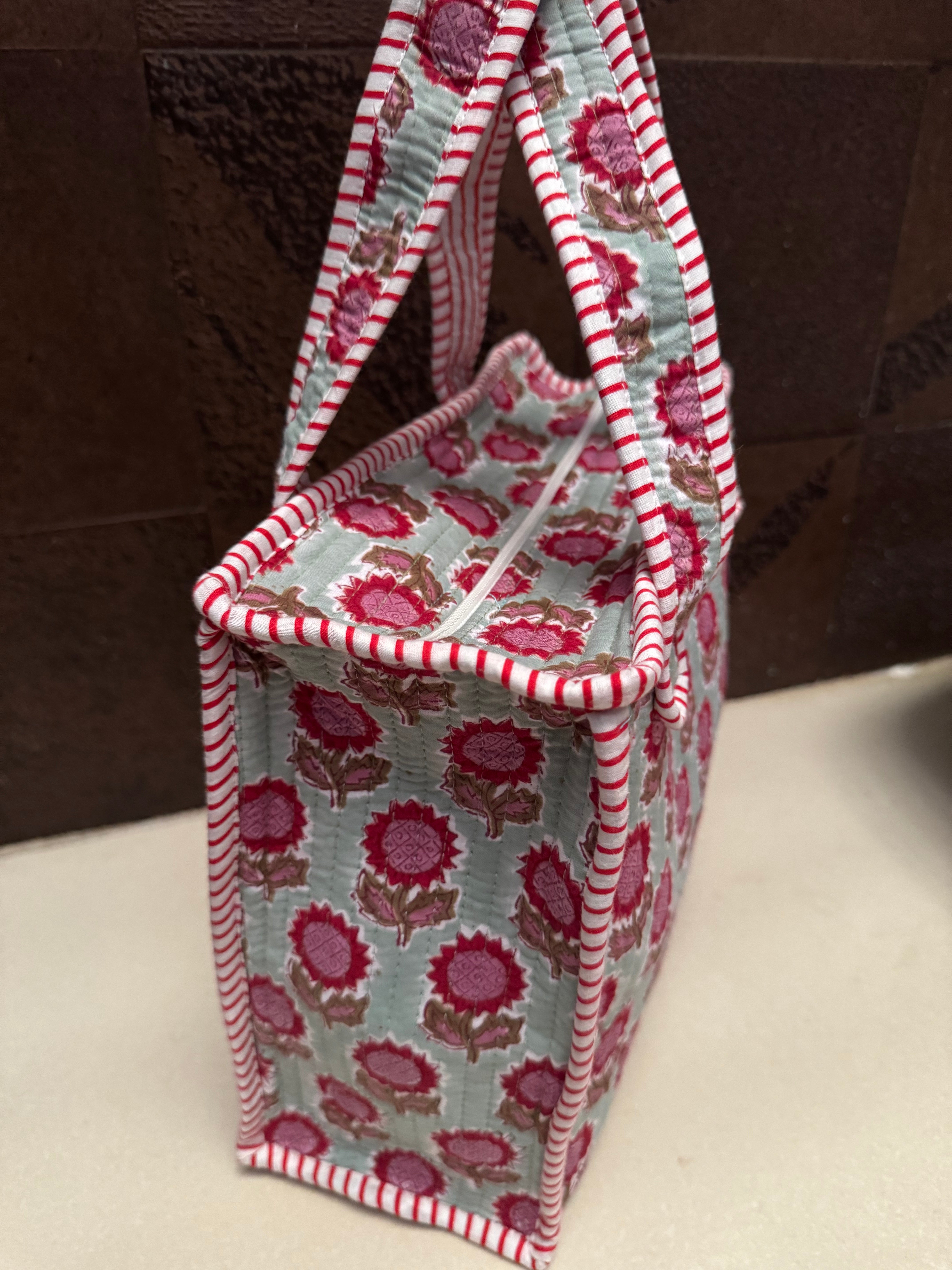 MINI TOTE BAG WITH ZIP