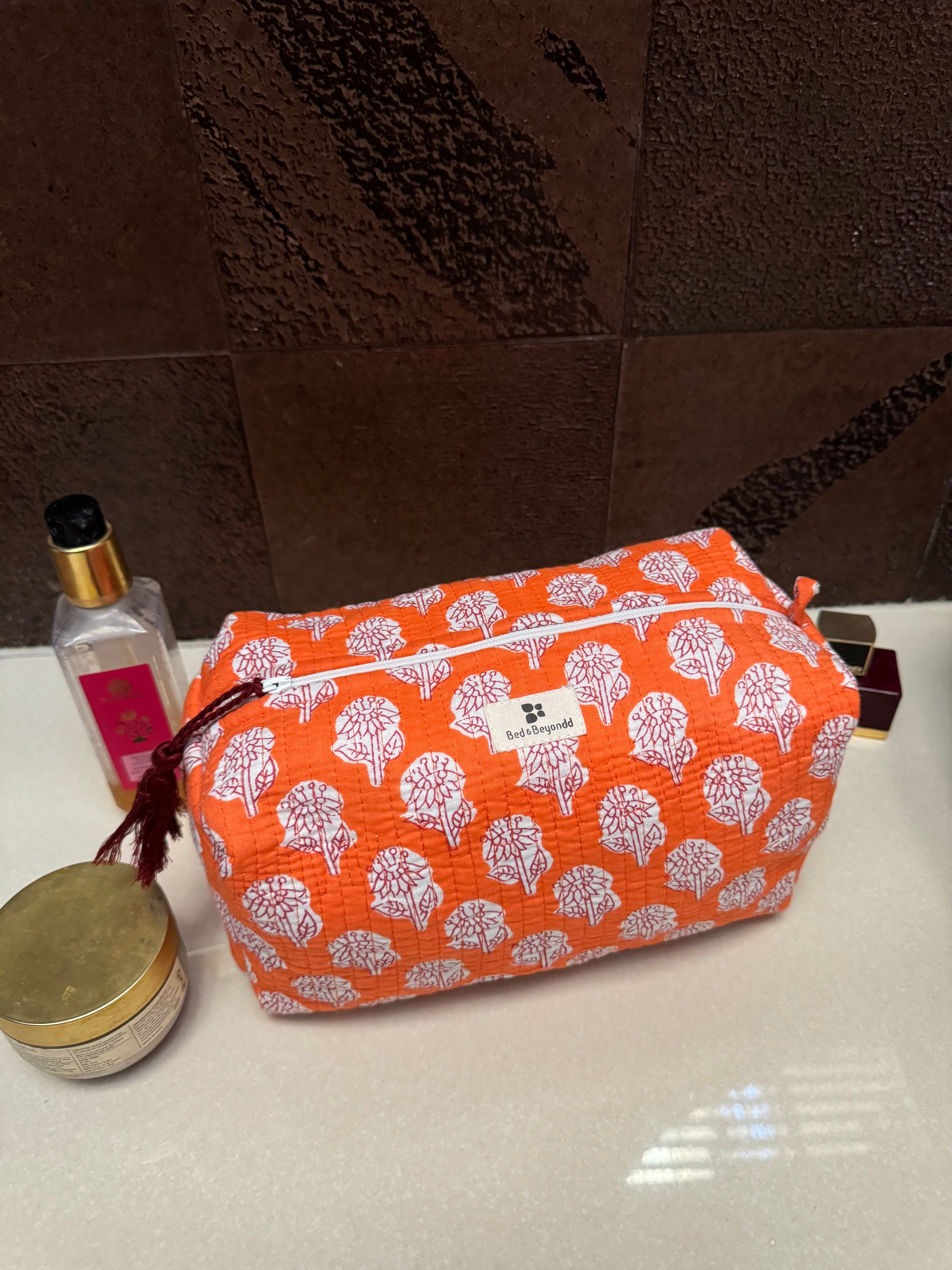 MULTI PURPOSE TOILETRY BAGS