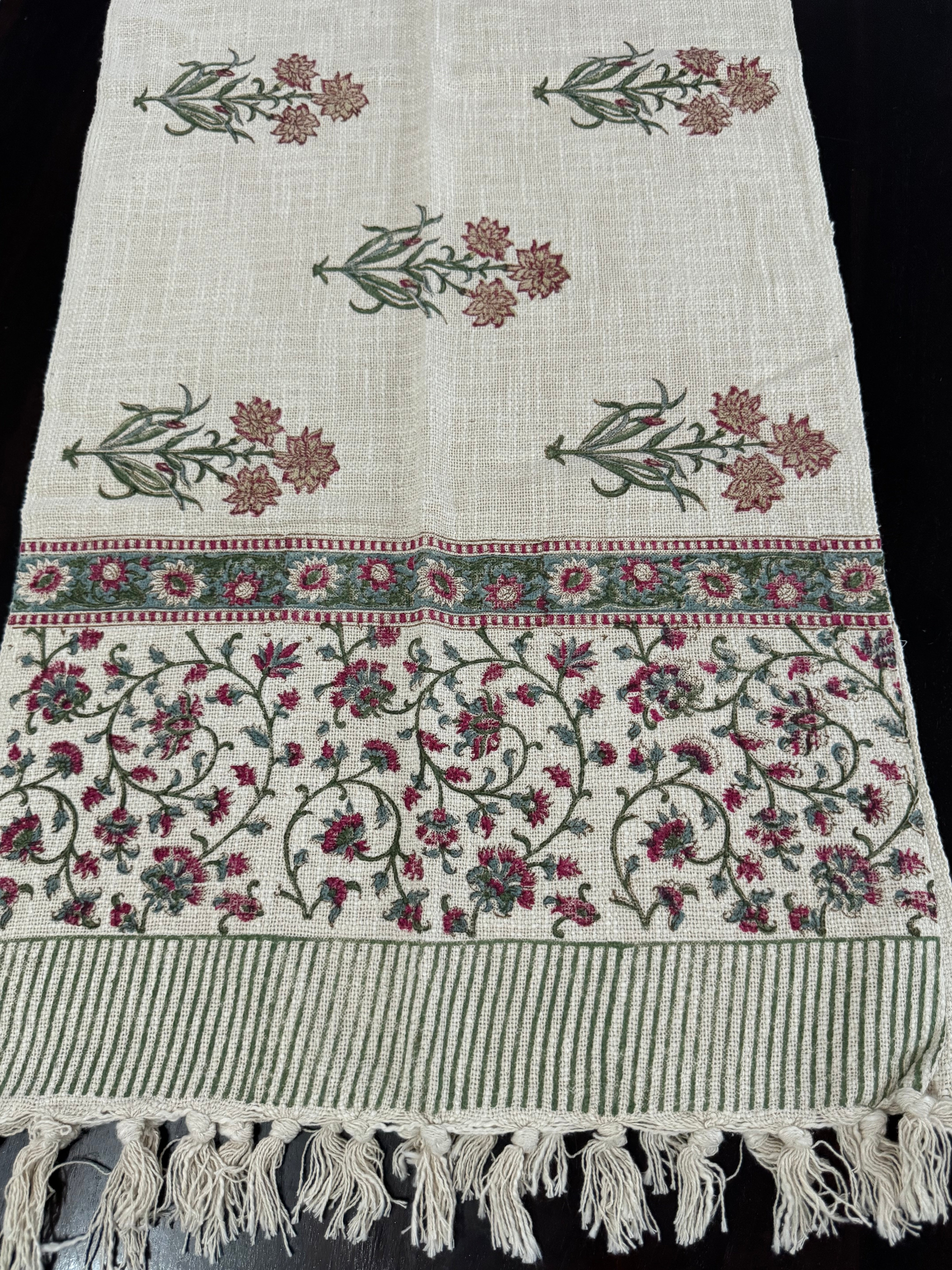 HAND BLOCK PRINTED TABLE RUNNER