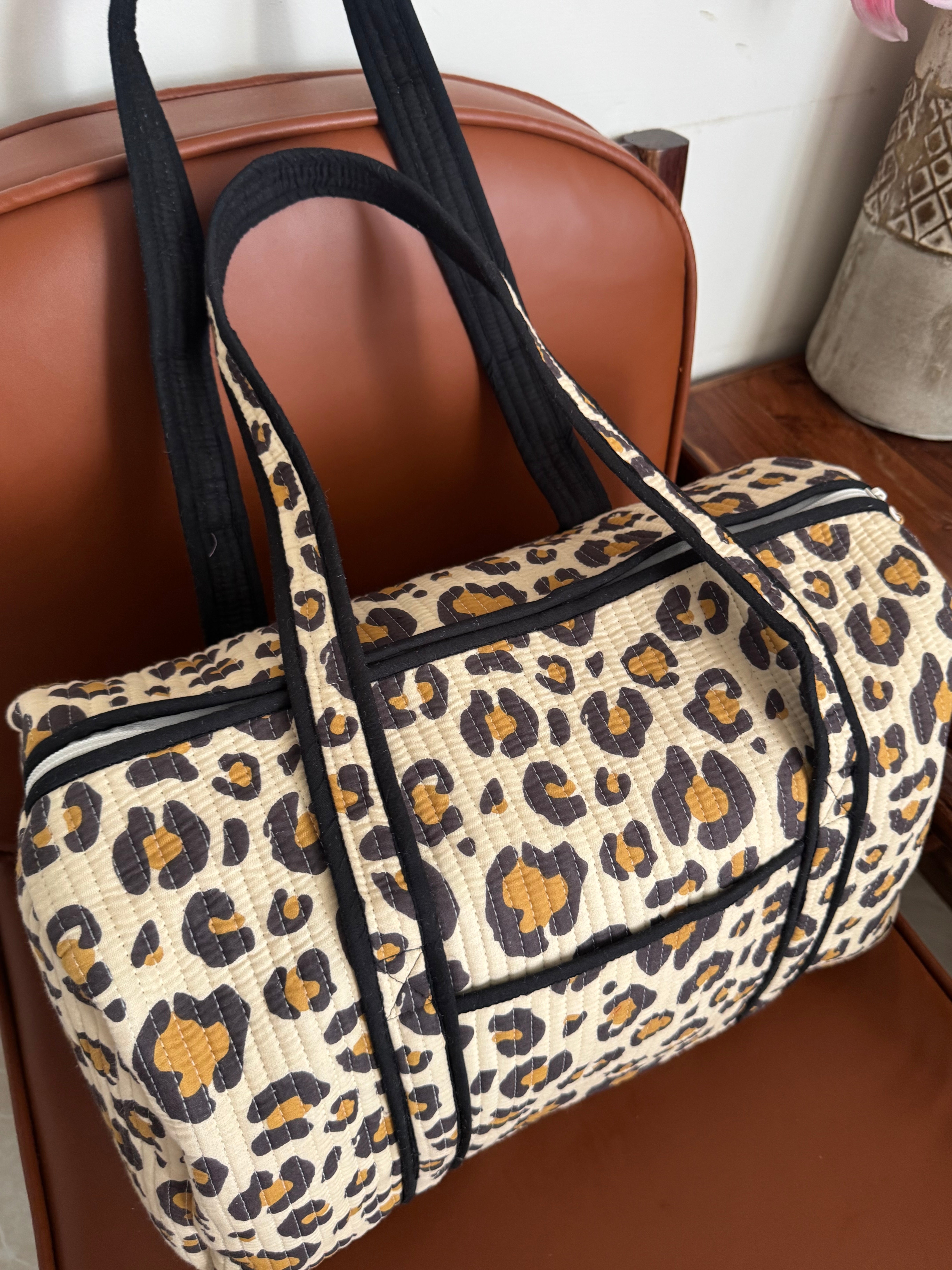 DUFFLE BAG
