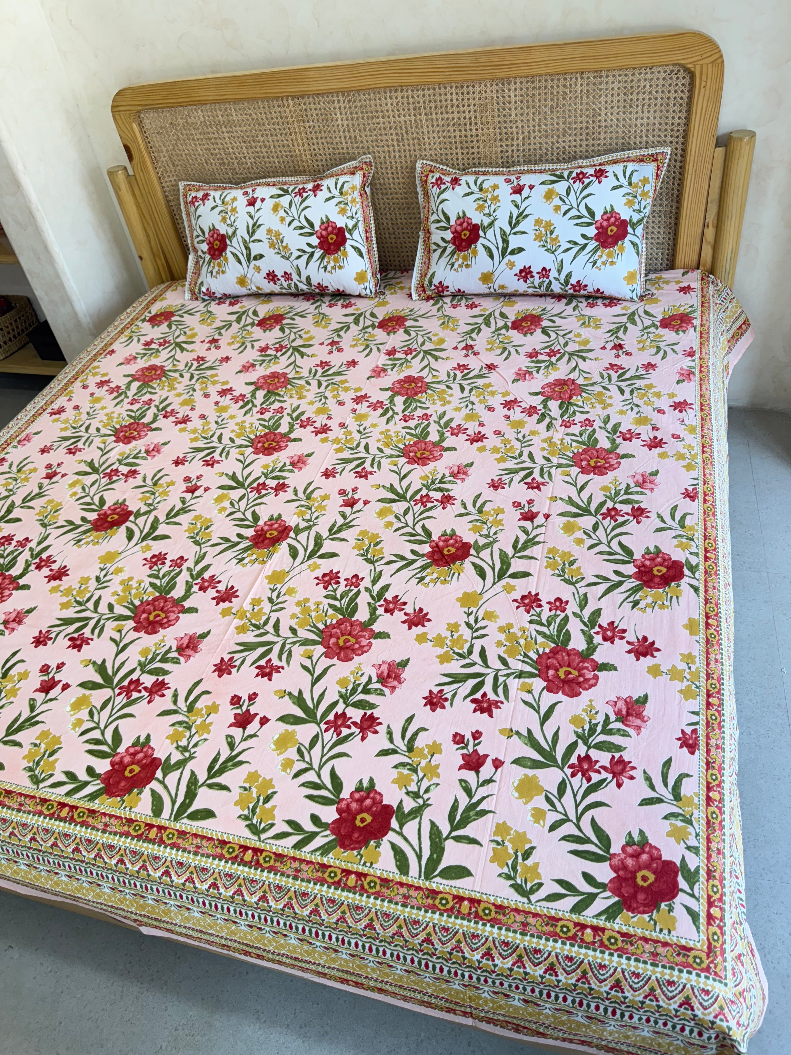 RIWAYAAT BEDSHEET WITH TWO REVERSIBLE PILLOW COVERS
