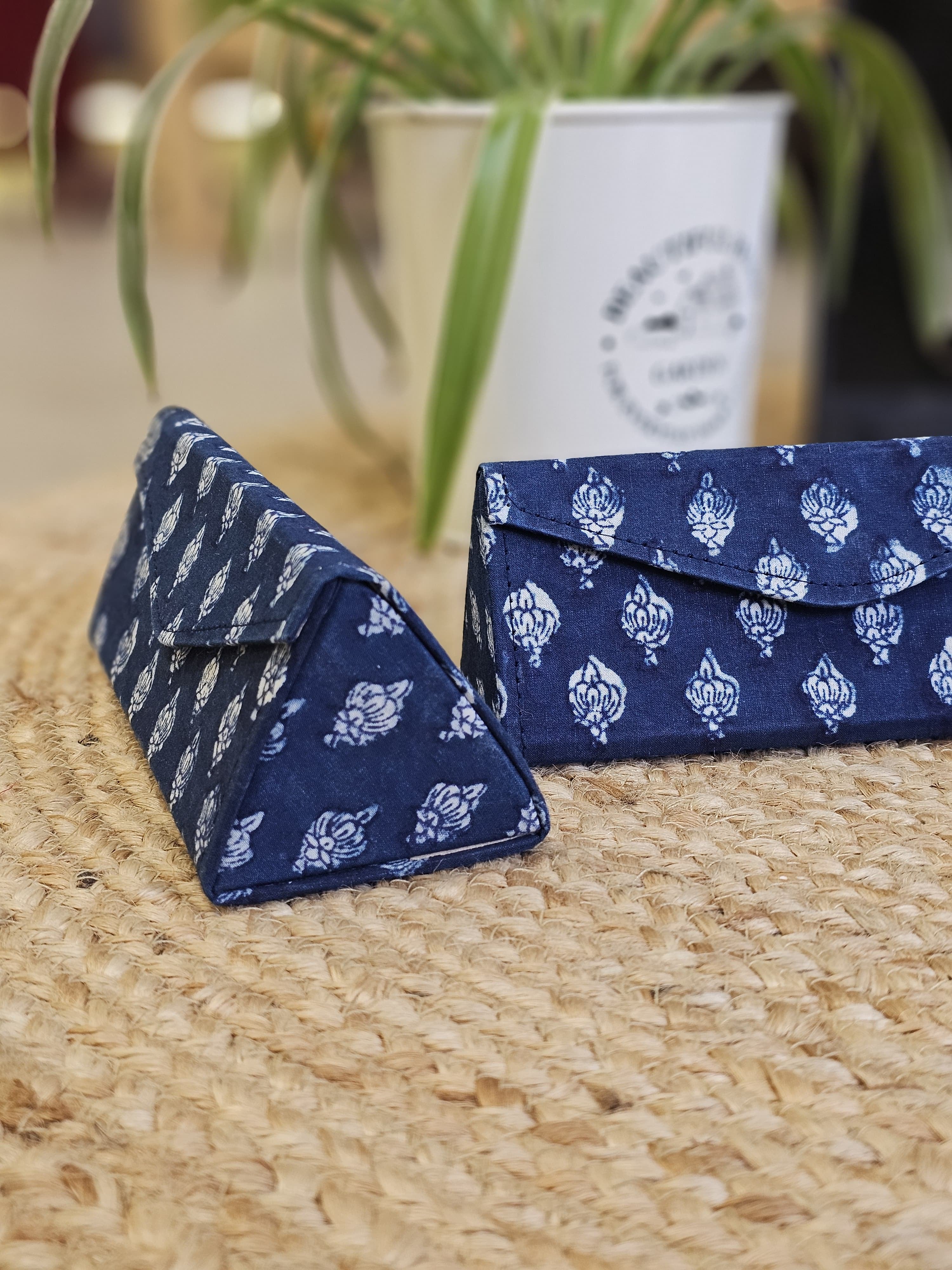 BLOCK PRINTED SUNGLASSES COVER
