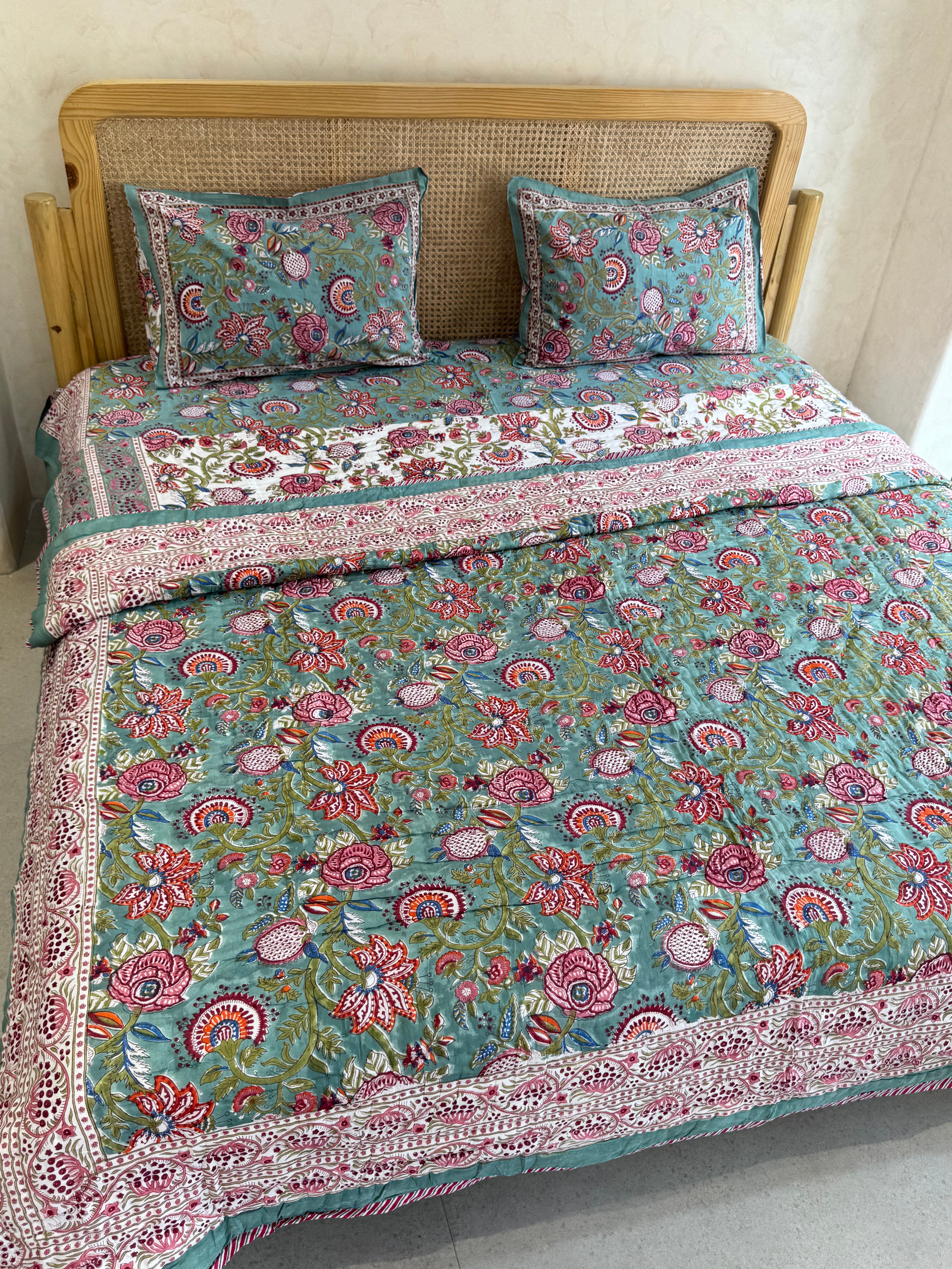FESTIVE HAND BLOCK PRINTED BEDDING SET