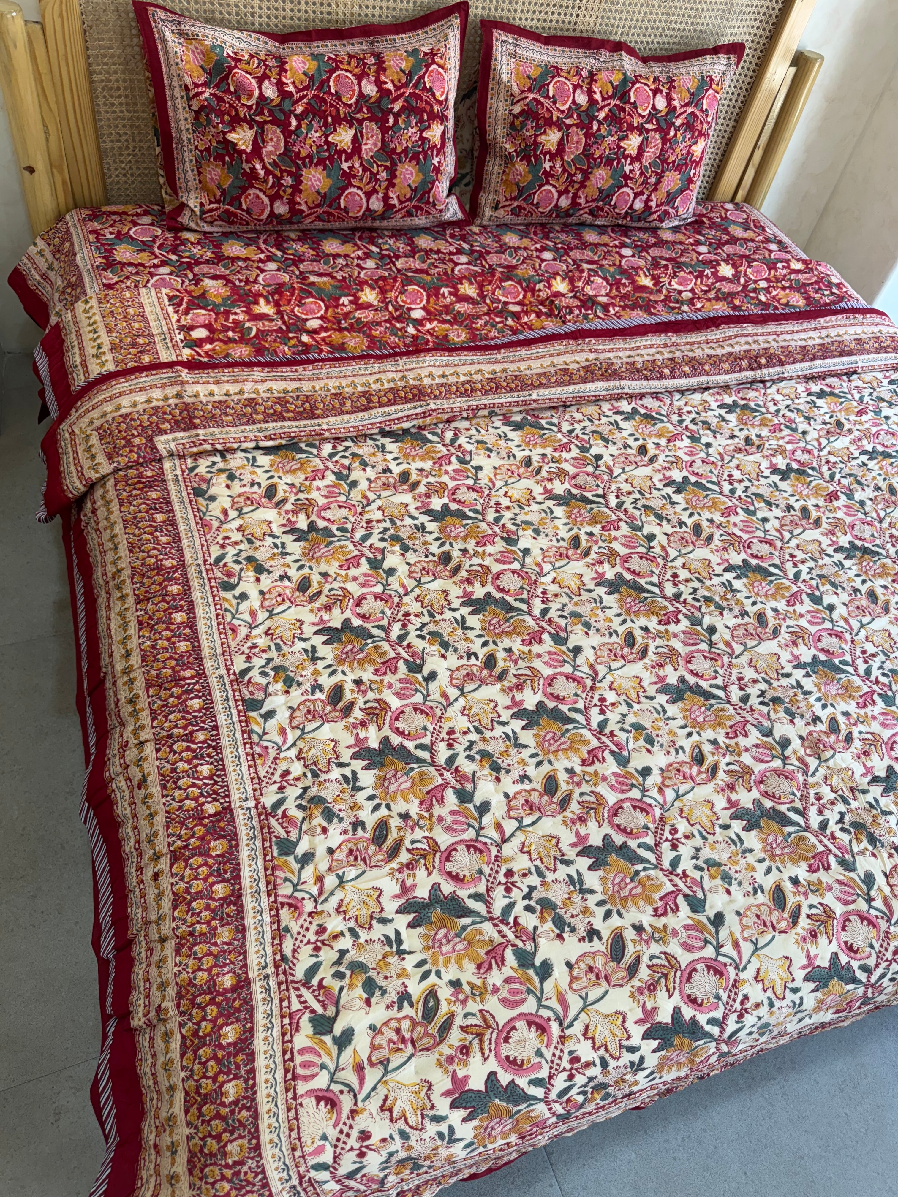 FESTIVE HAND BLOCK PRINTED BEDDING SET